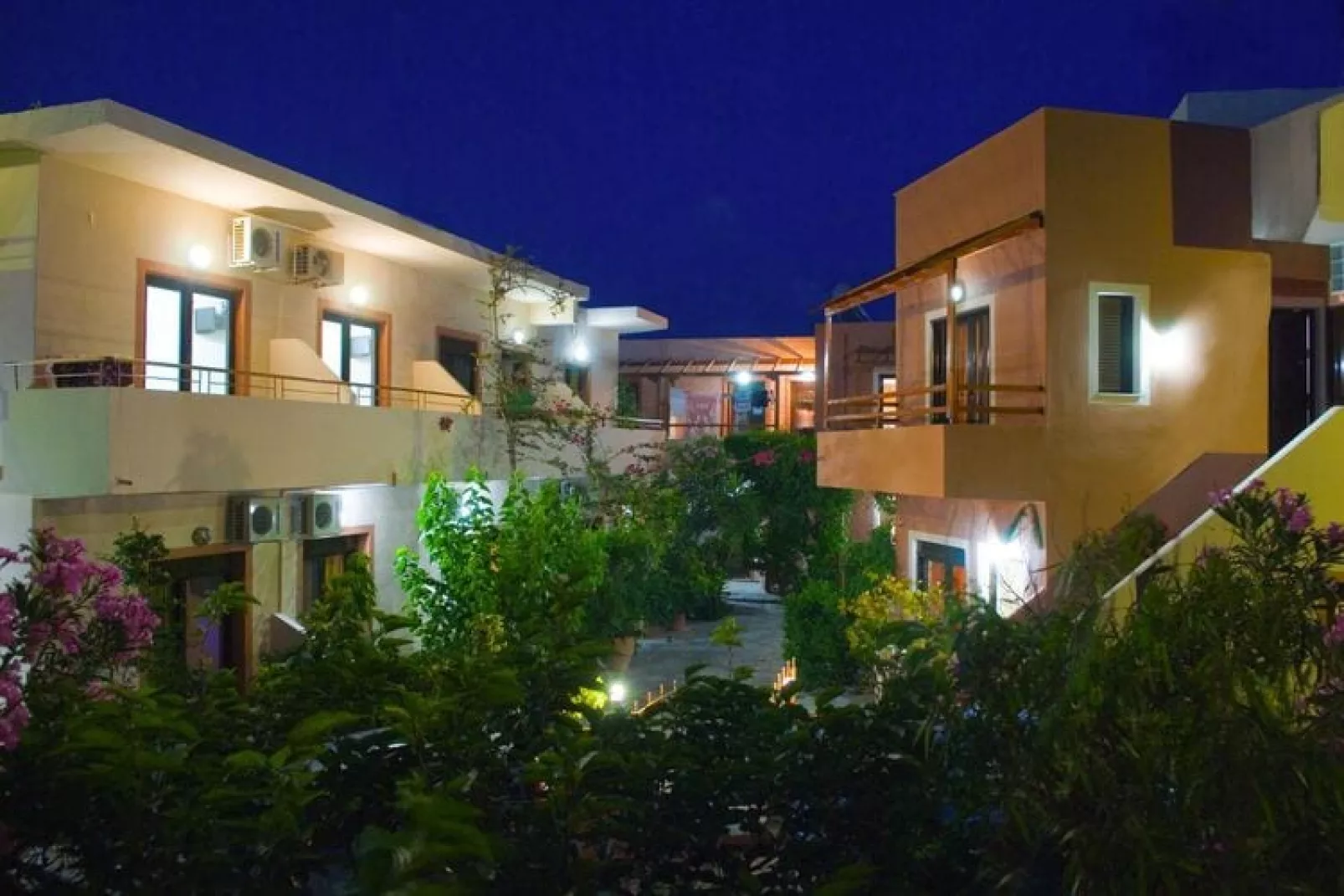 Holiday home, Paleochora-Apartment 1 bedroom 4 pax - Außenbereich Sommer