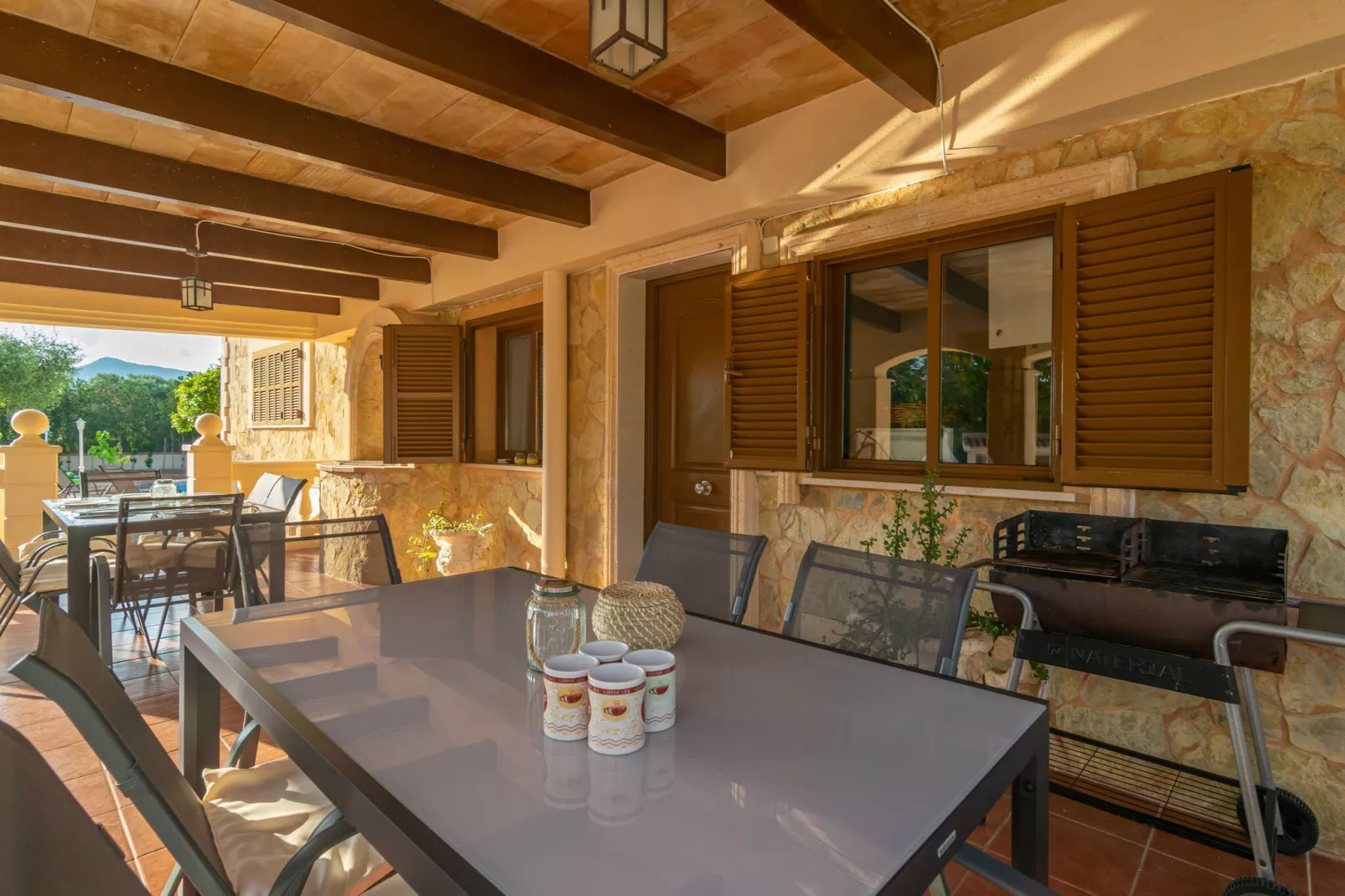 Villa Arhu-Exterior summer