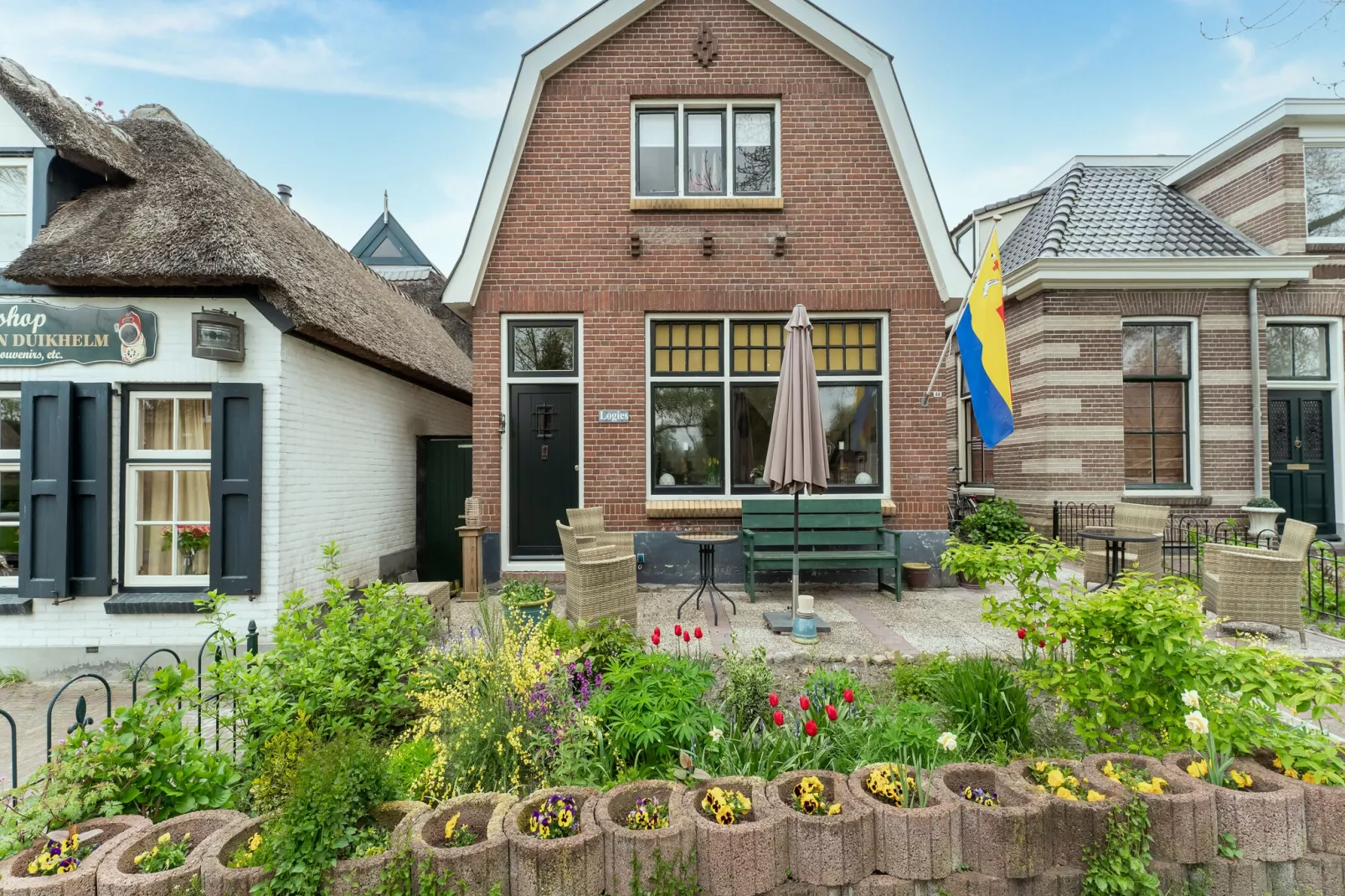 Logies Paal 4 Giethoorn-Exterior summer
