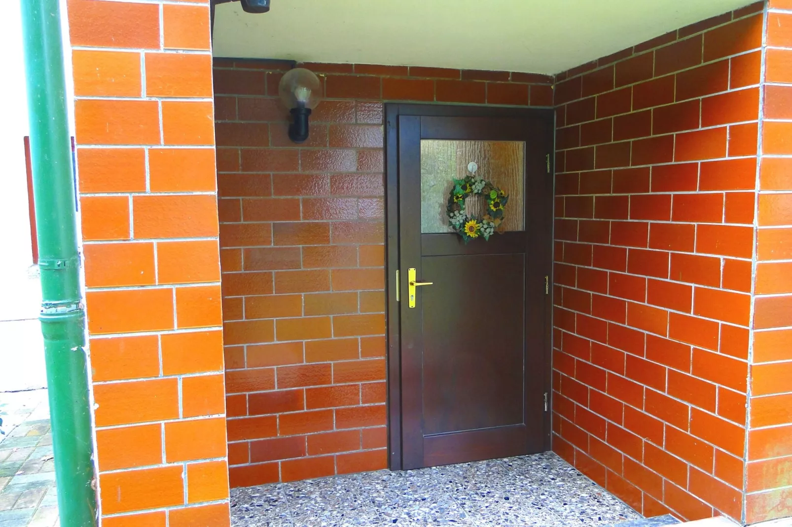 Sonnenblume-Reception hall