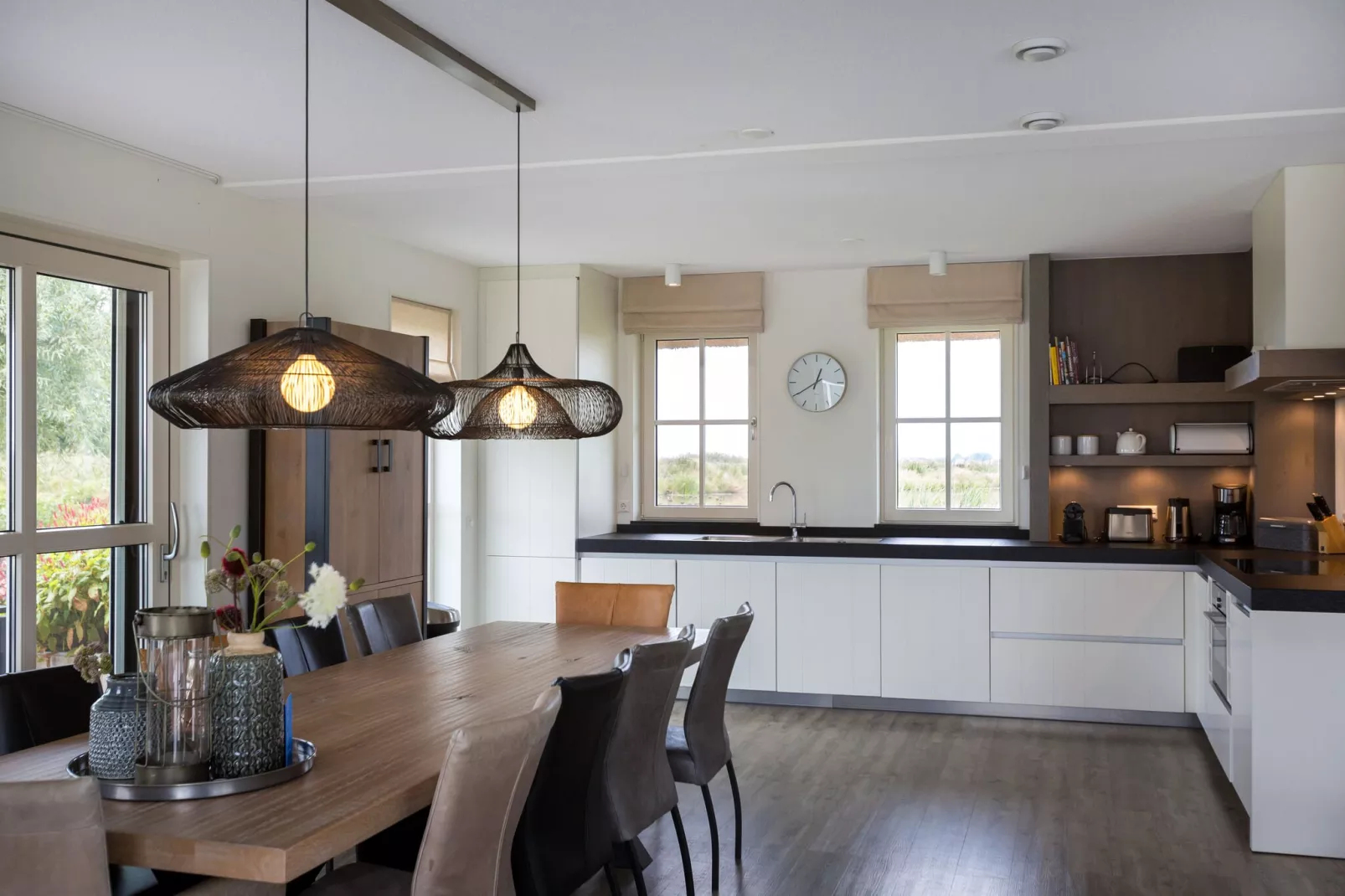 Friese Meren Villa's 10-Kitchen