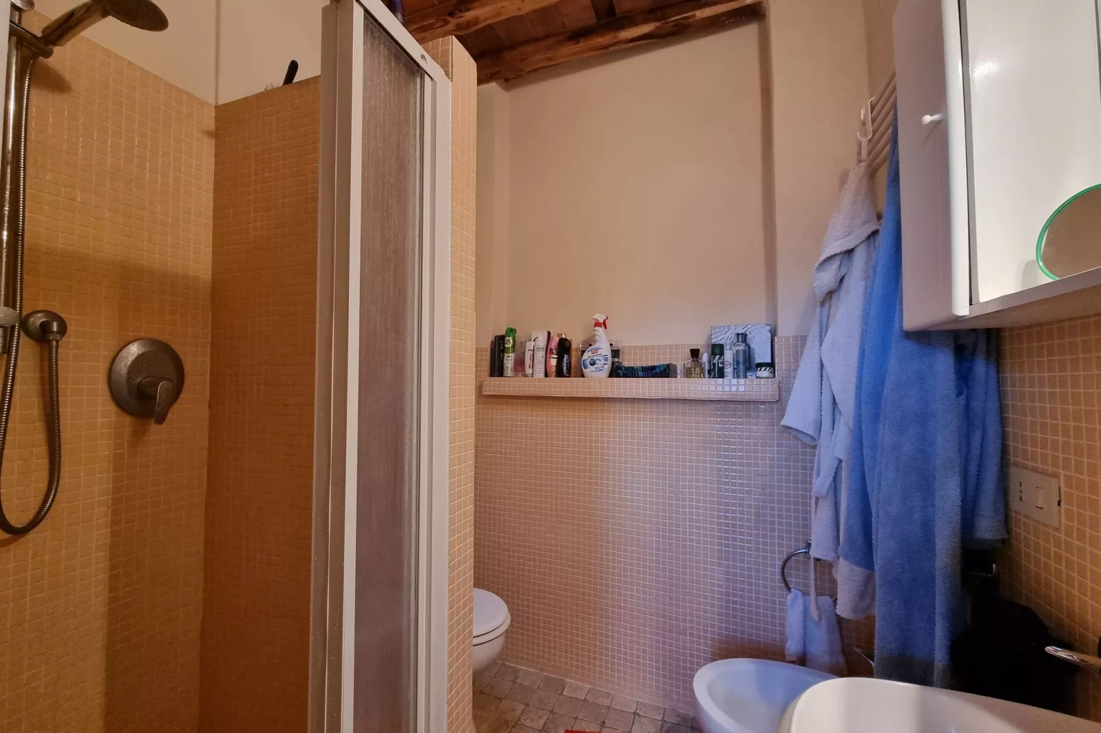 Casa Orbicciano & Nido d'amore - Salle de bain