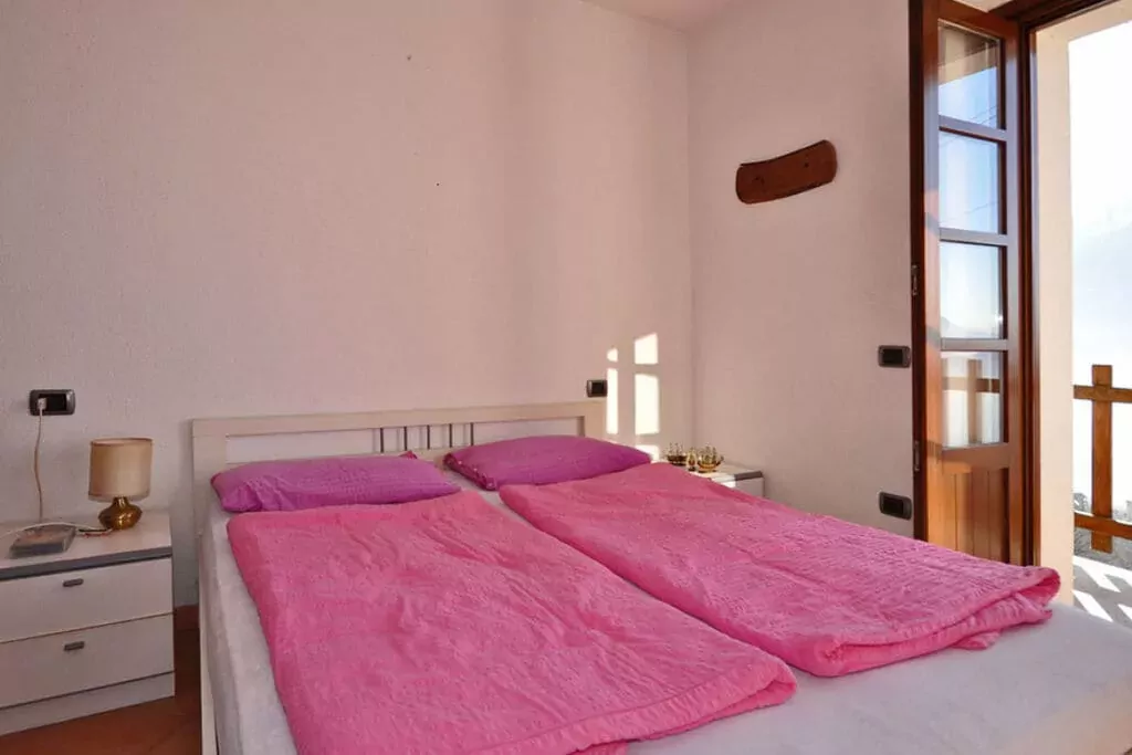 219719-Bedroom