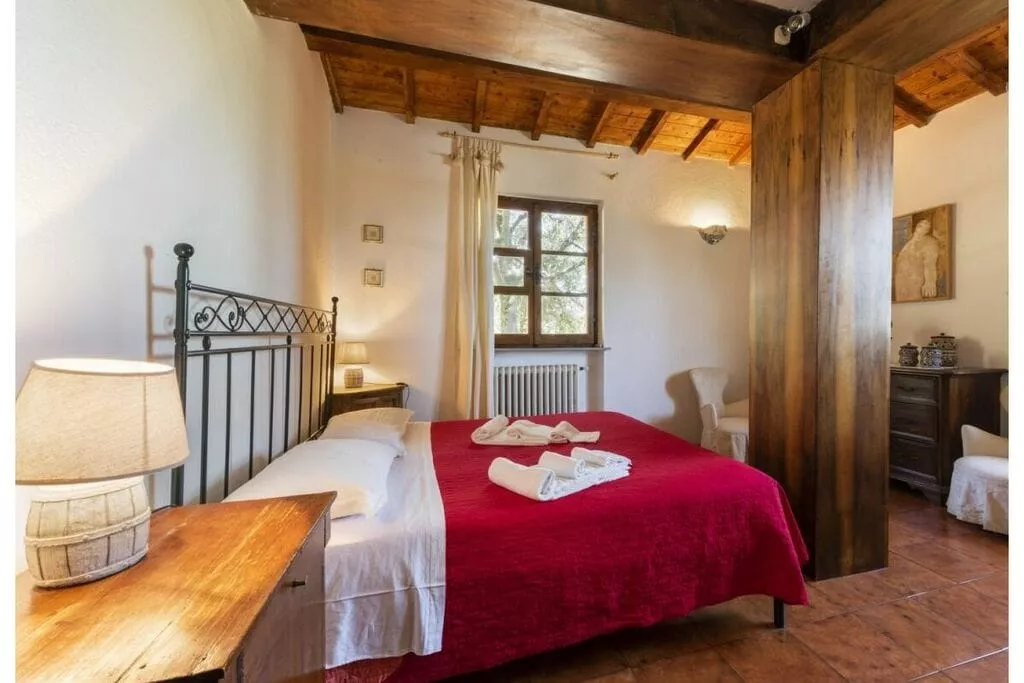 405377-Bedroom