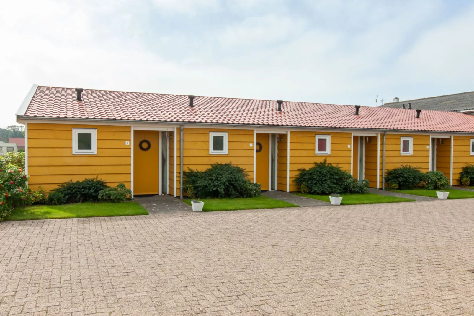 Studio - Vlissingsestraat 3-2  Koudekerke-Exterior summer