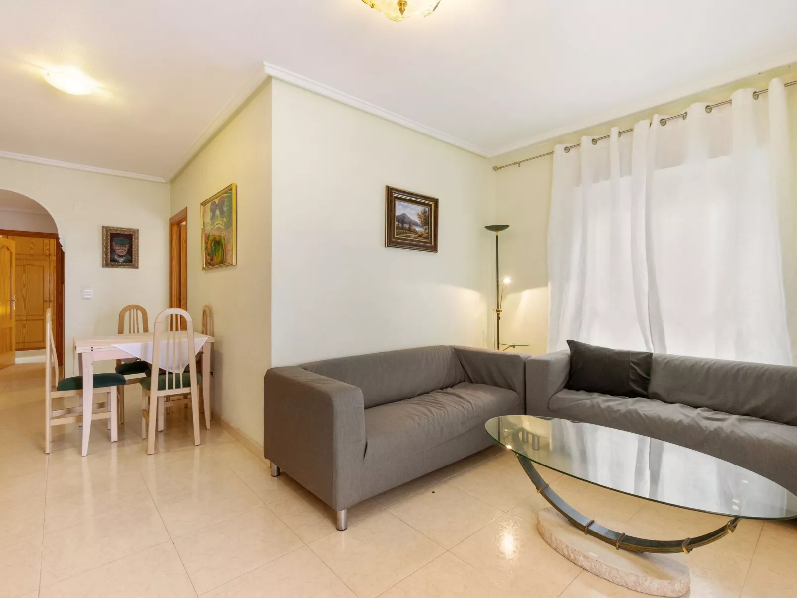 Edificio Las Americas-Inside