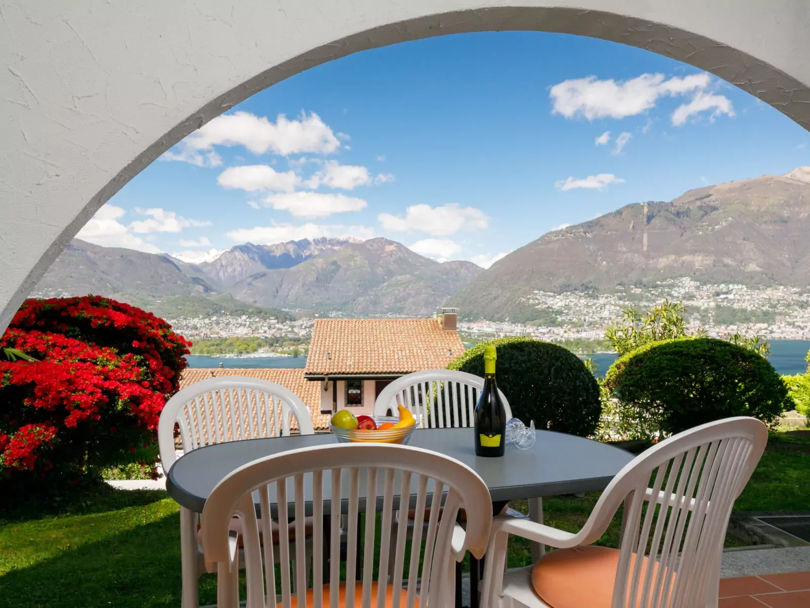 Residenza Miralago Apt. A4-Outside