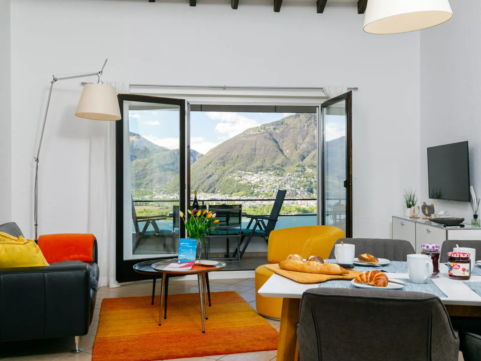 Residenza Miralago Apt. A5-Inside