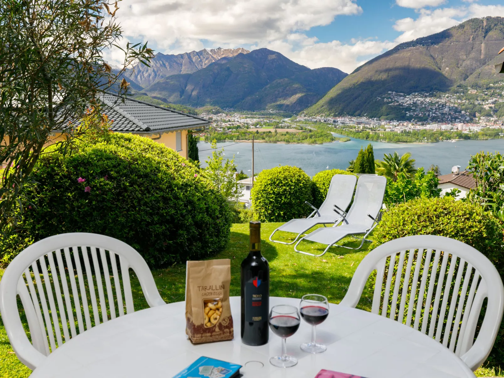 Residence Miralago Apt. C23-Draußen