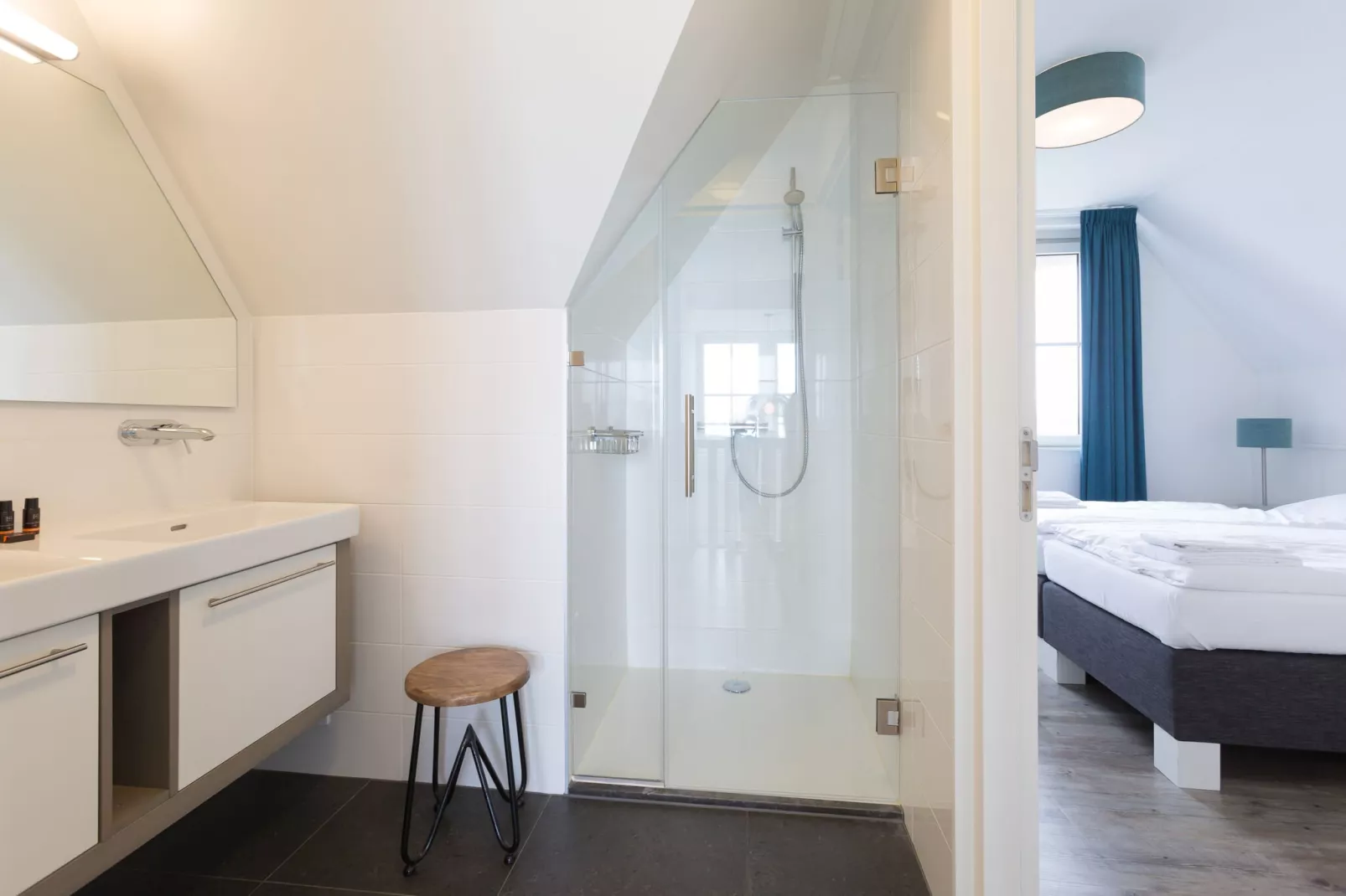Friese Meren Villa's 10-Bathroom