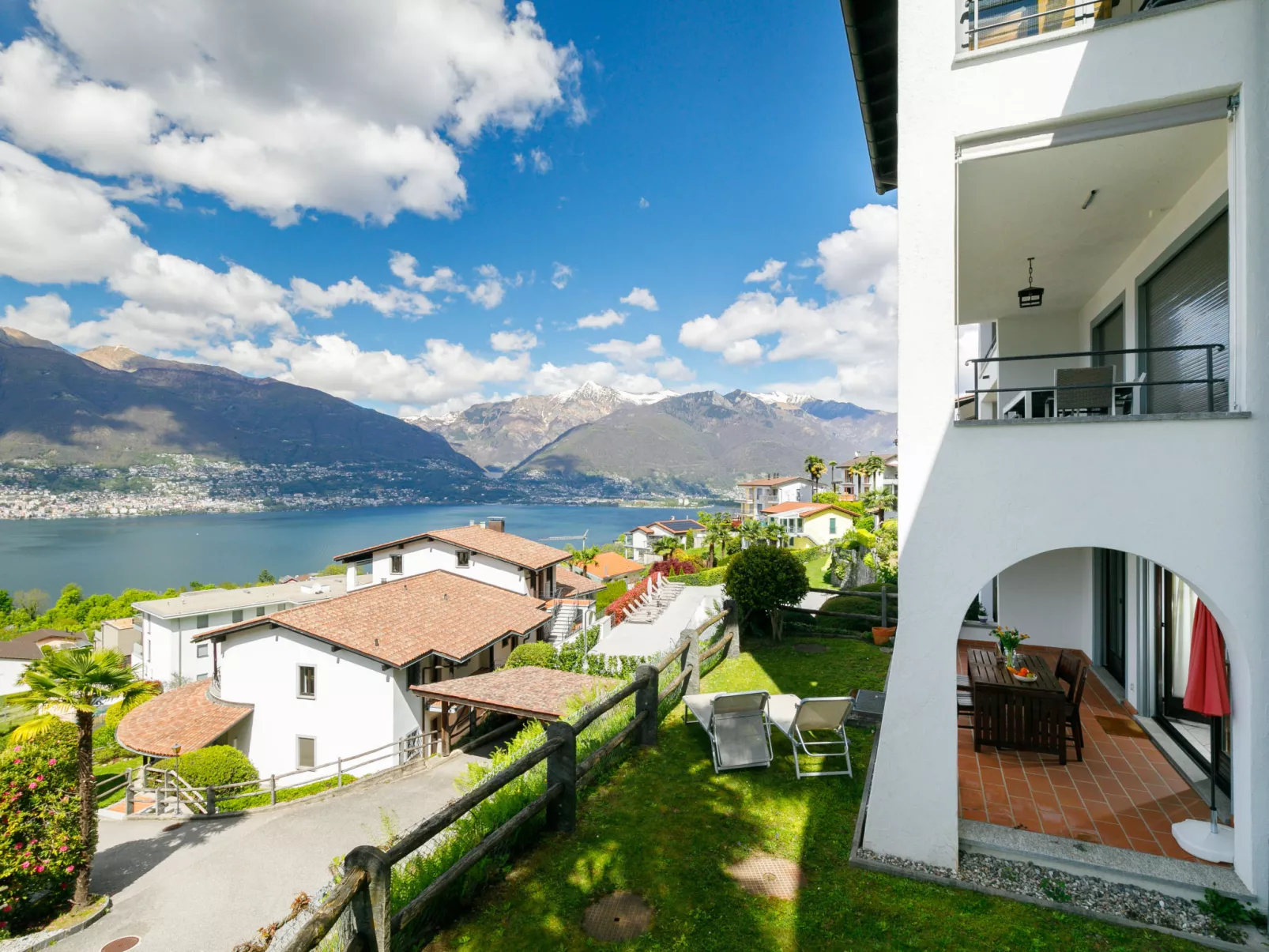 Residenza Miralago Apt. B13-Outside