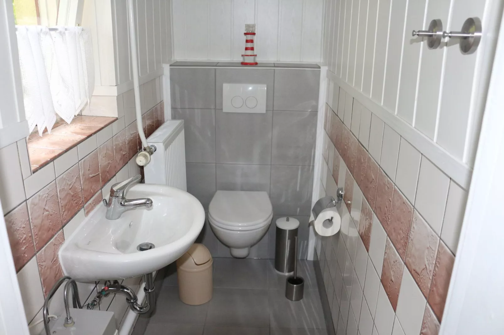 Sonnenblume-Bathroom