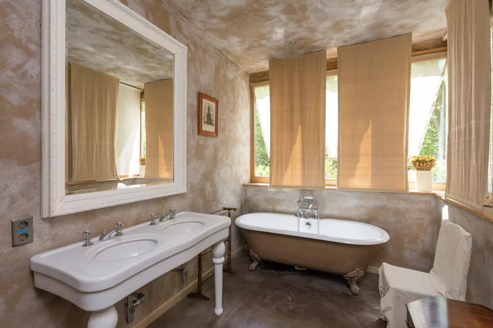 Le Vieux Moulin-Bathroom