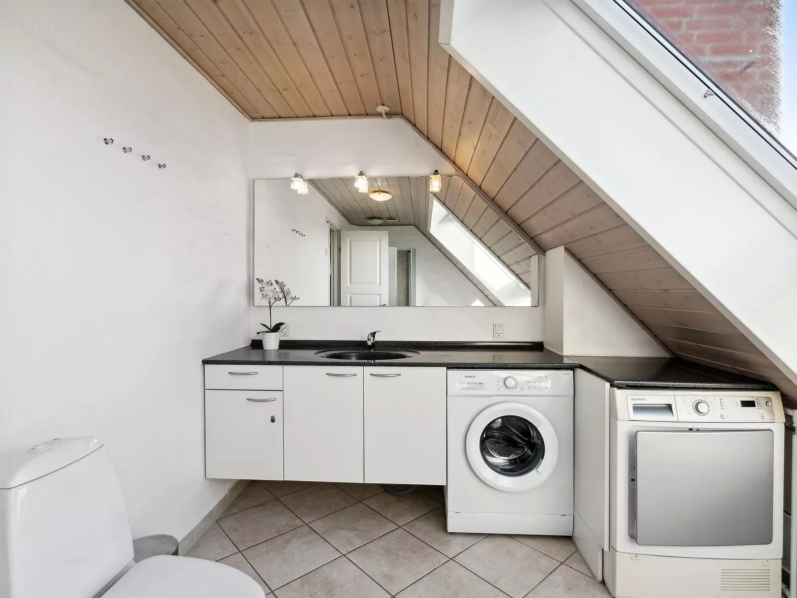 "Harriette" - 100m from the sea-Inside