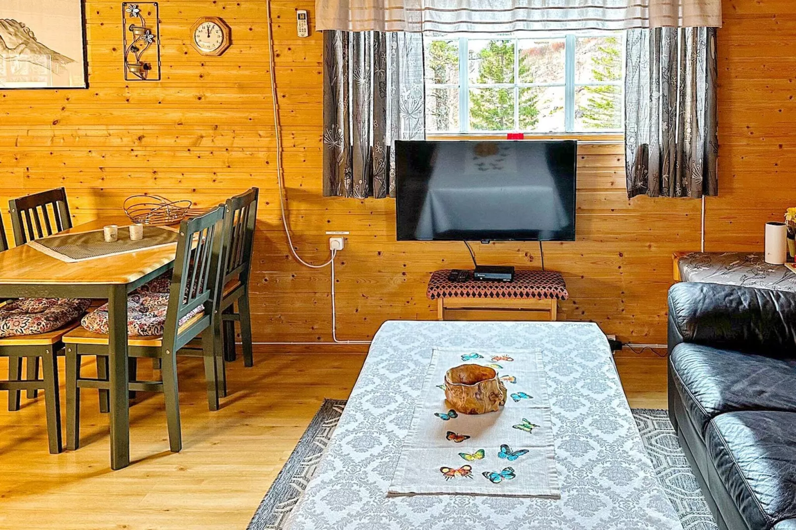4 person holiday home in Lysøysundet-Indoor