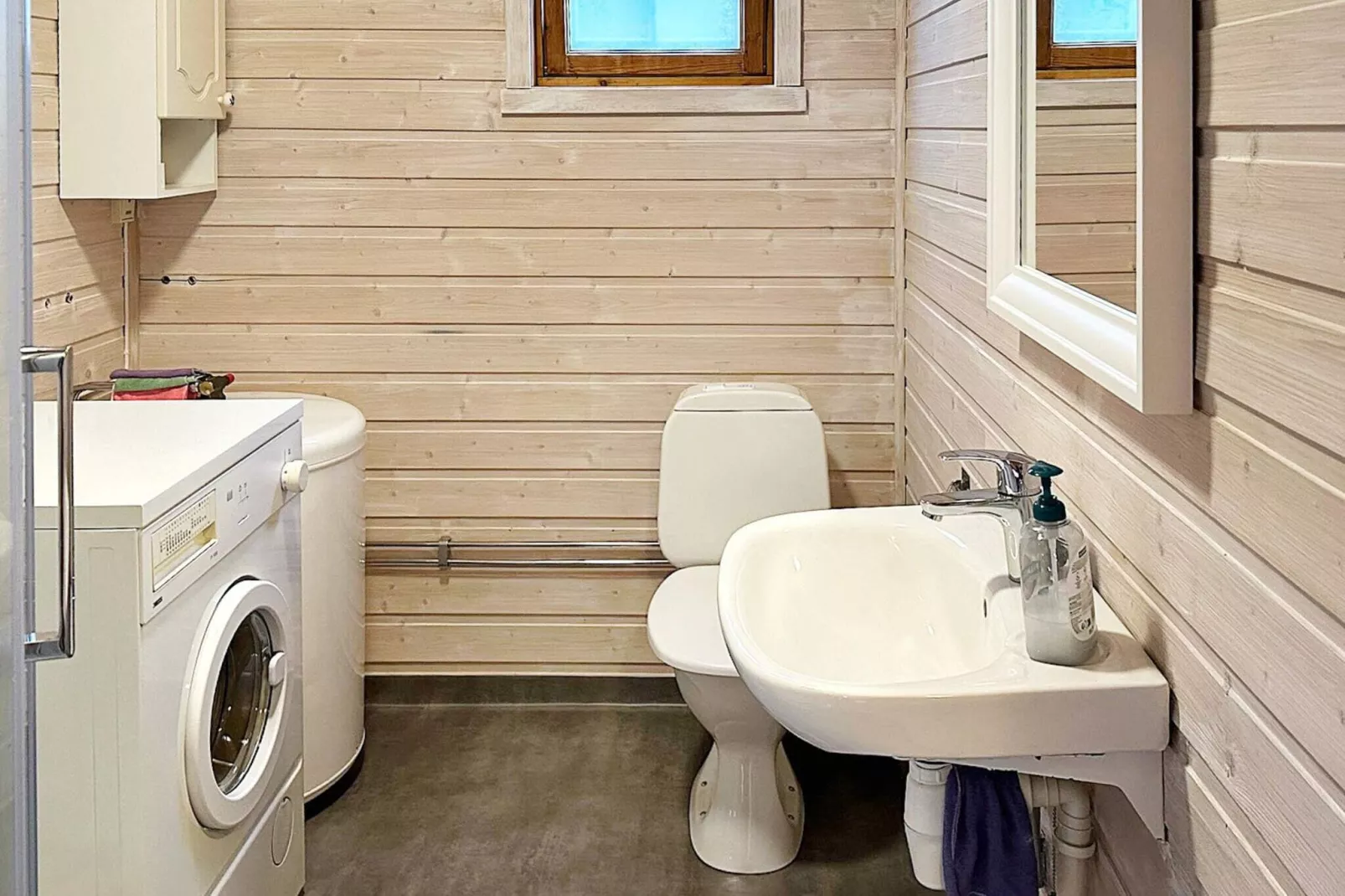 4 person holiday home in Lysøysundet-Indoor