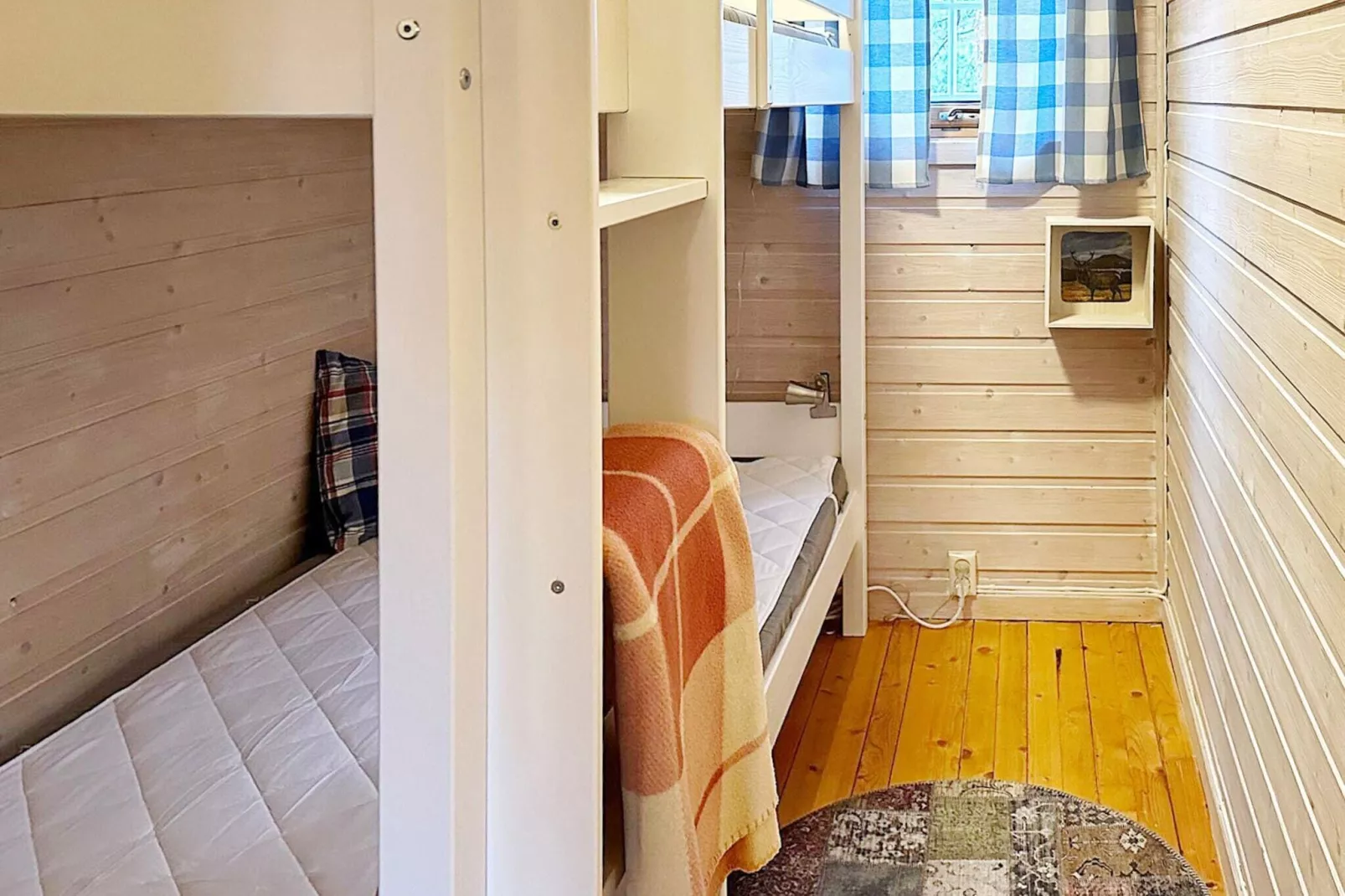 4 person holiday home in Lysøysundet-Indoor