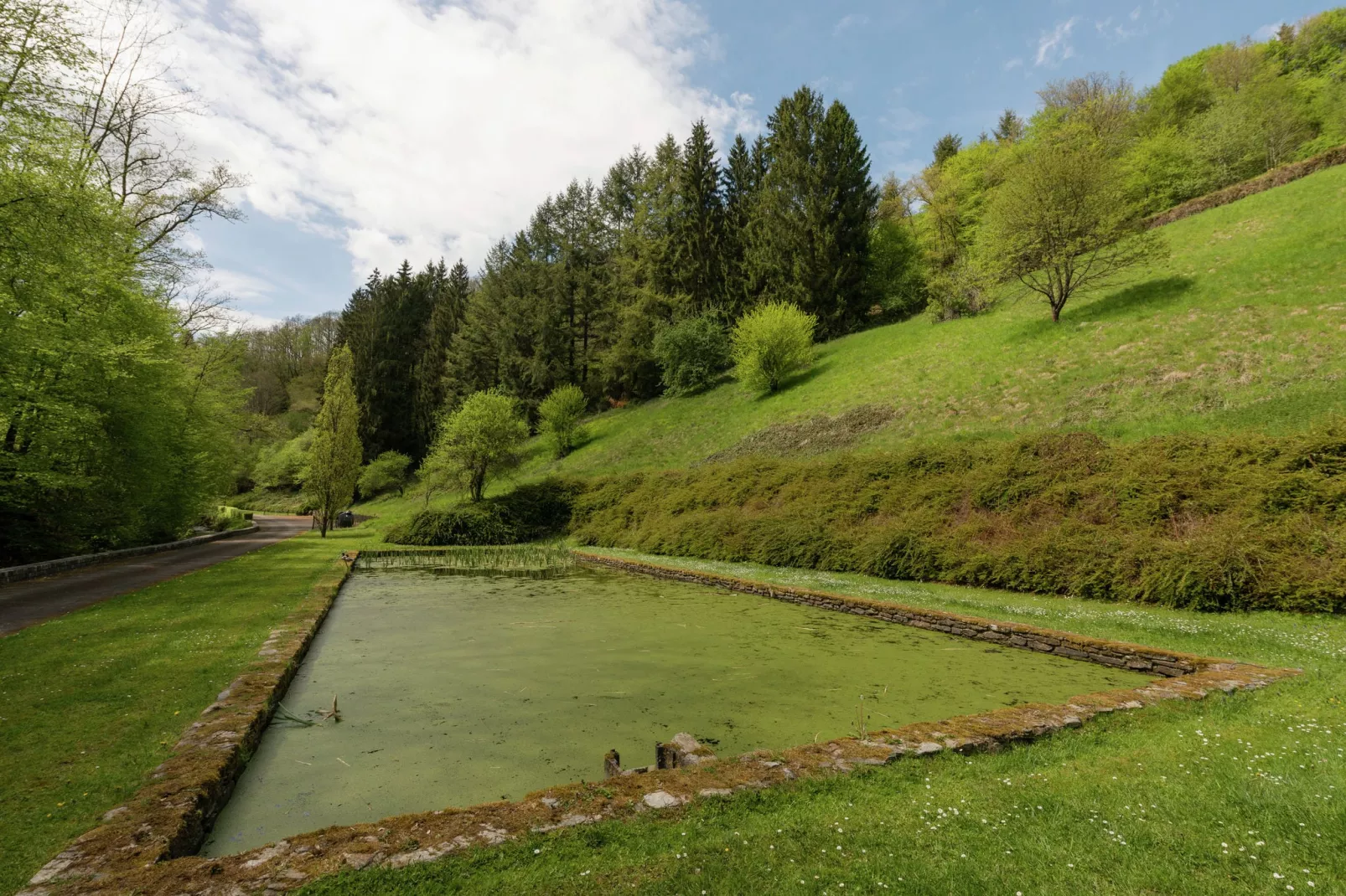 Le Vieux Moulin-Gardens summer