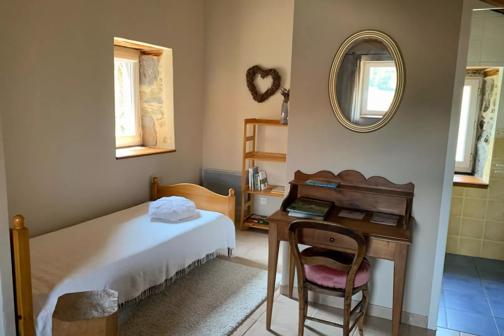 Maison pour 3 personnes à la campagne-Bedroom