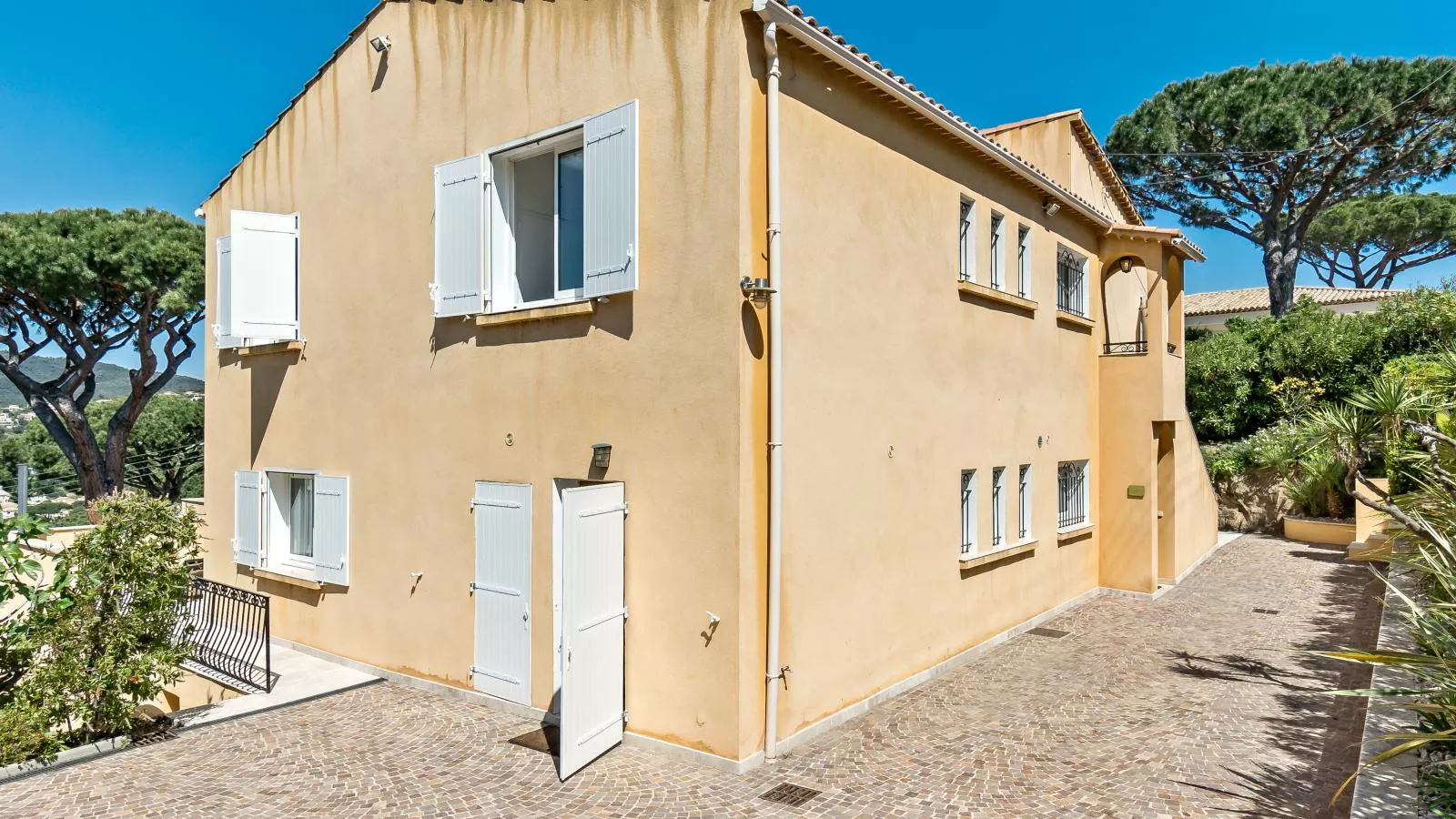 Golf et Mer C5-Exterior summer