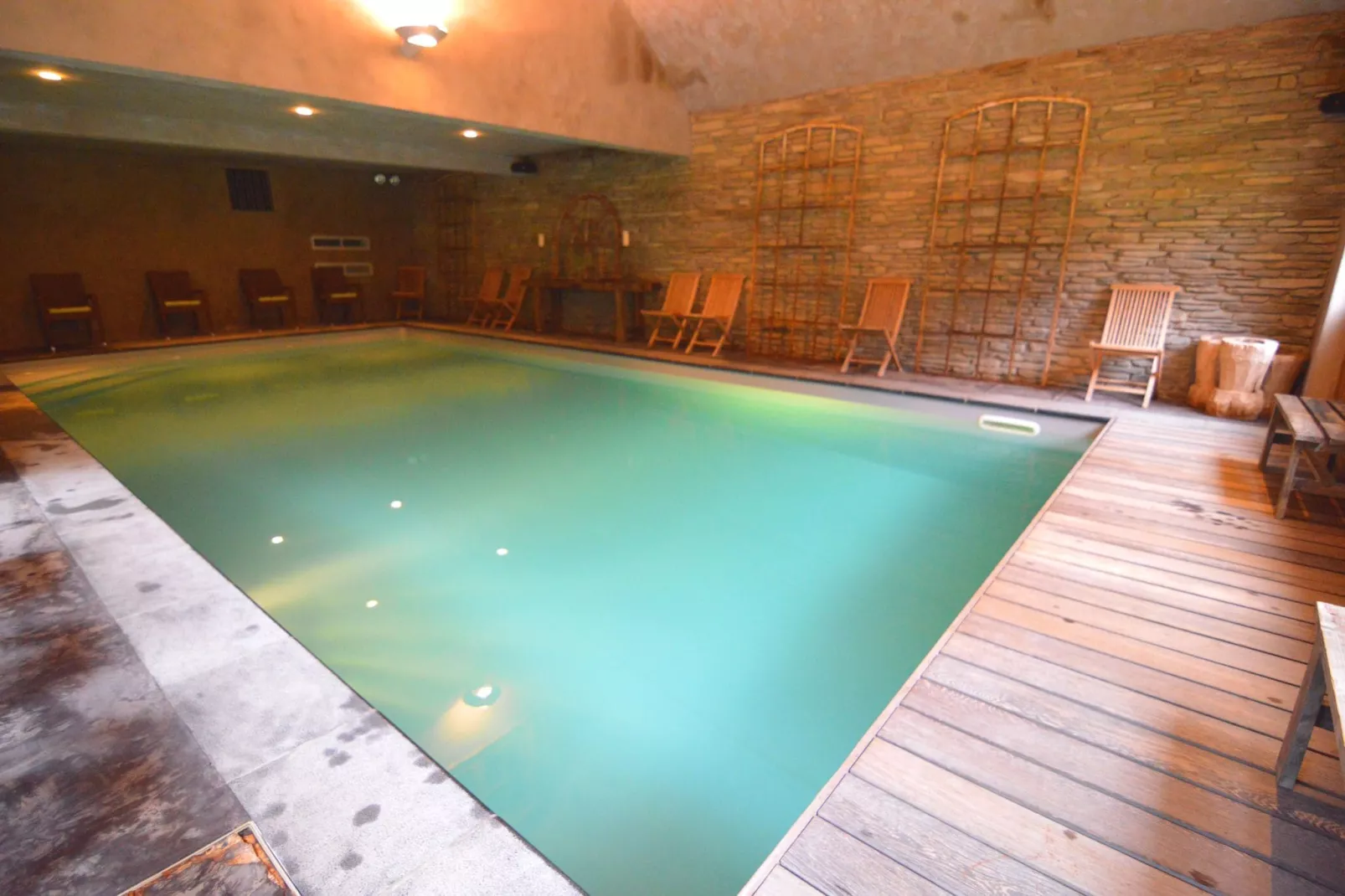Le Vieux Moulin 22-Piscine
