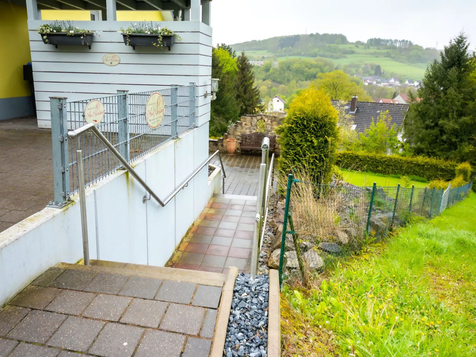 Am Kirchberg-Outside