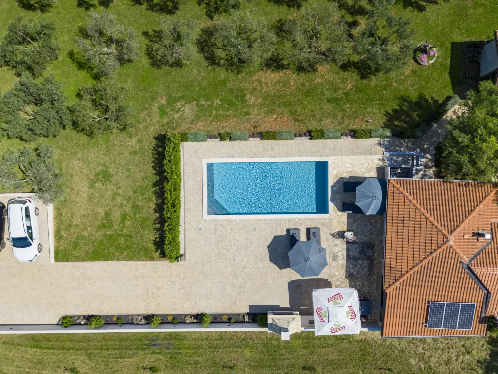 Casa Claudia-Outside