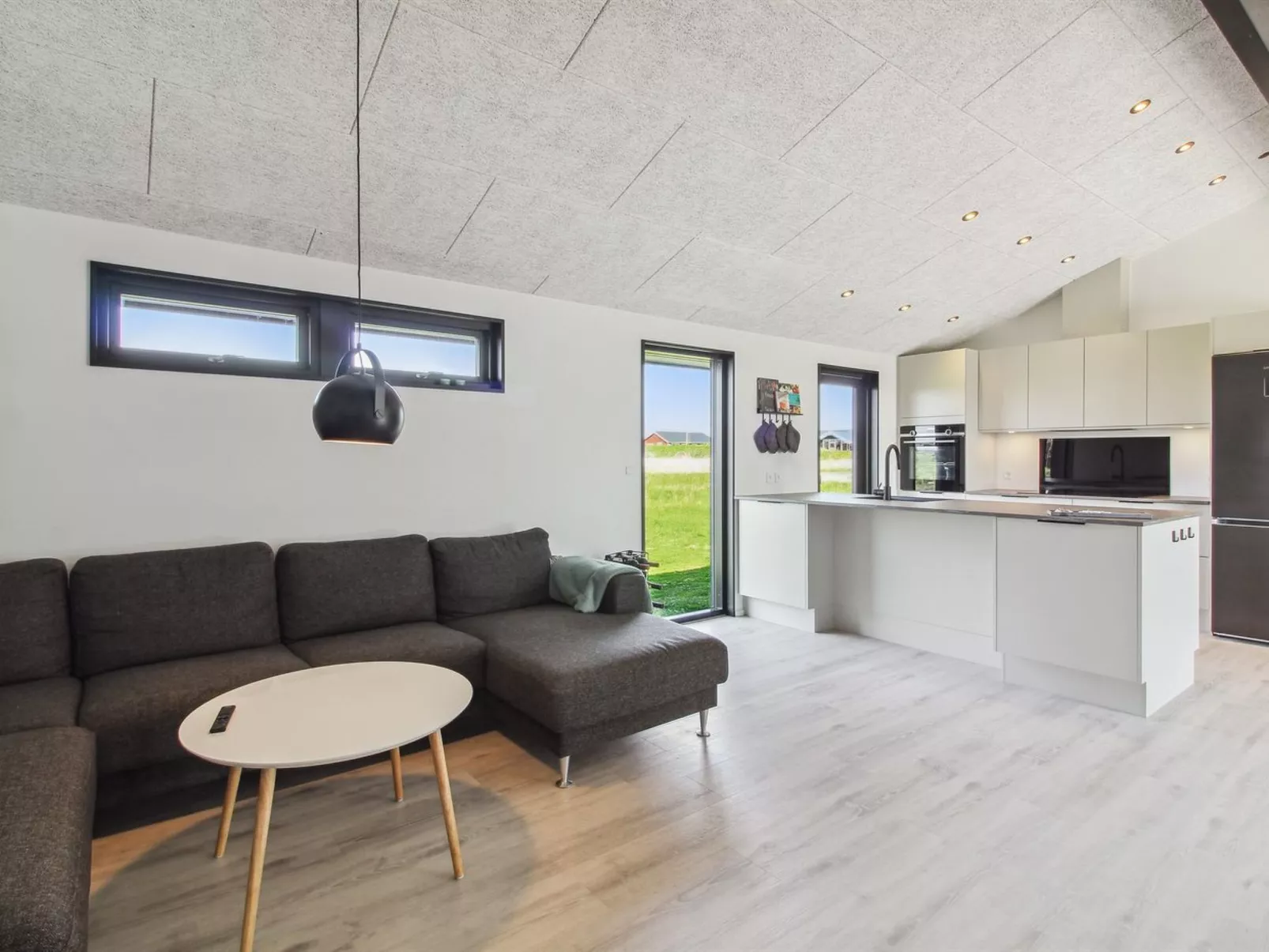 "Månviva" - 500m from the sea-Inside