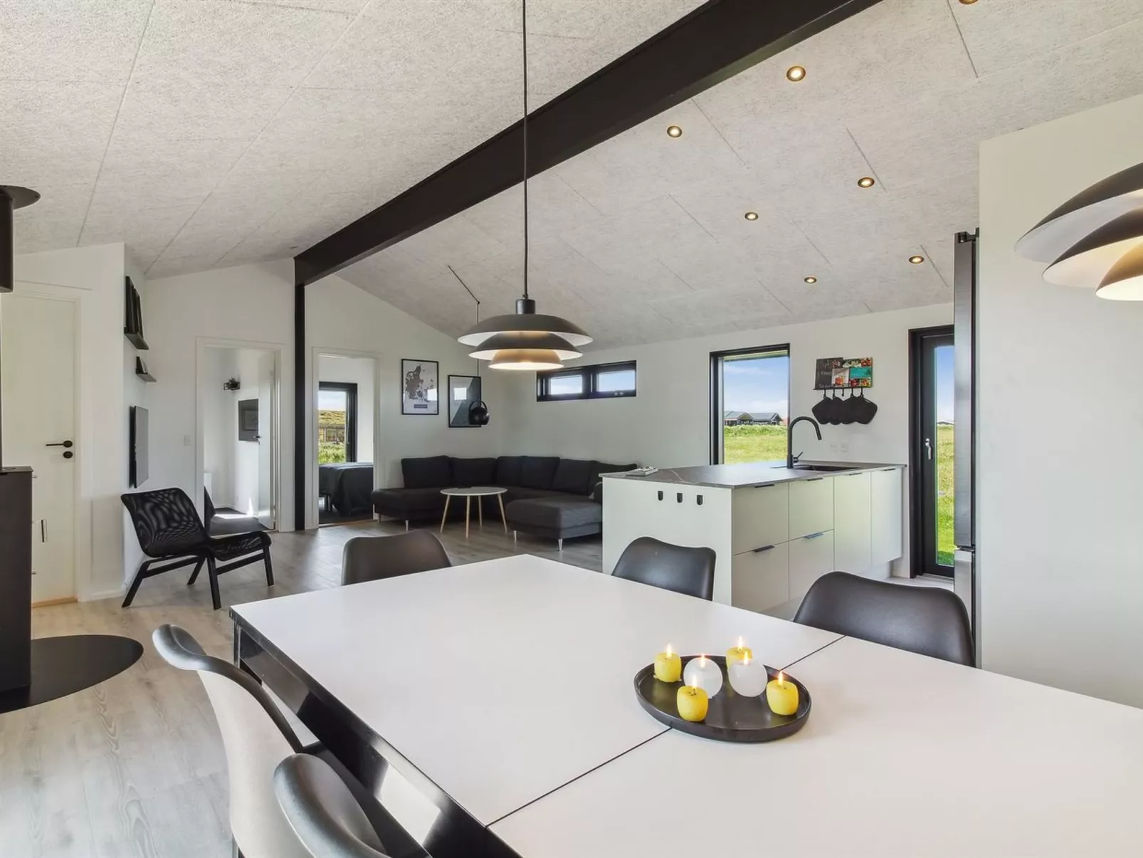 "Månviva" - 500m from the sea-Inside
