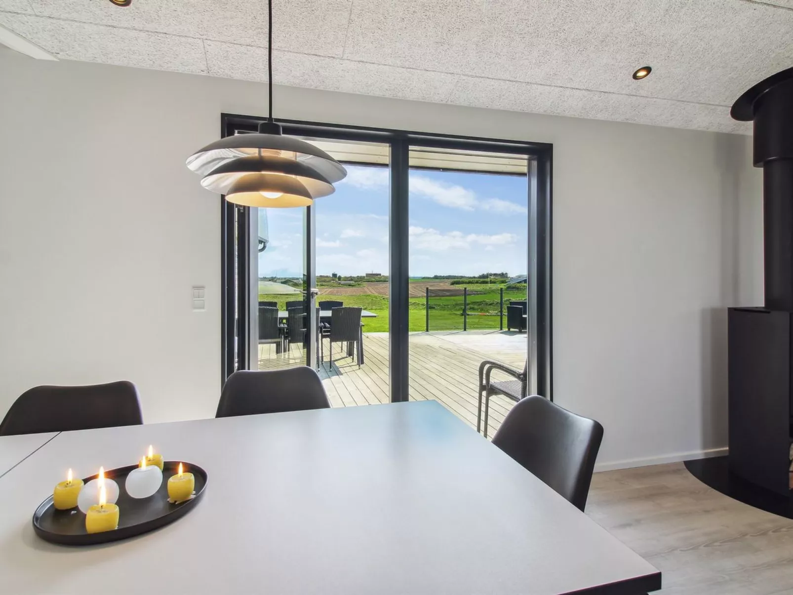 "Månviva" - 500m from the sea-Inside