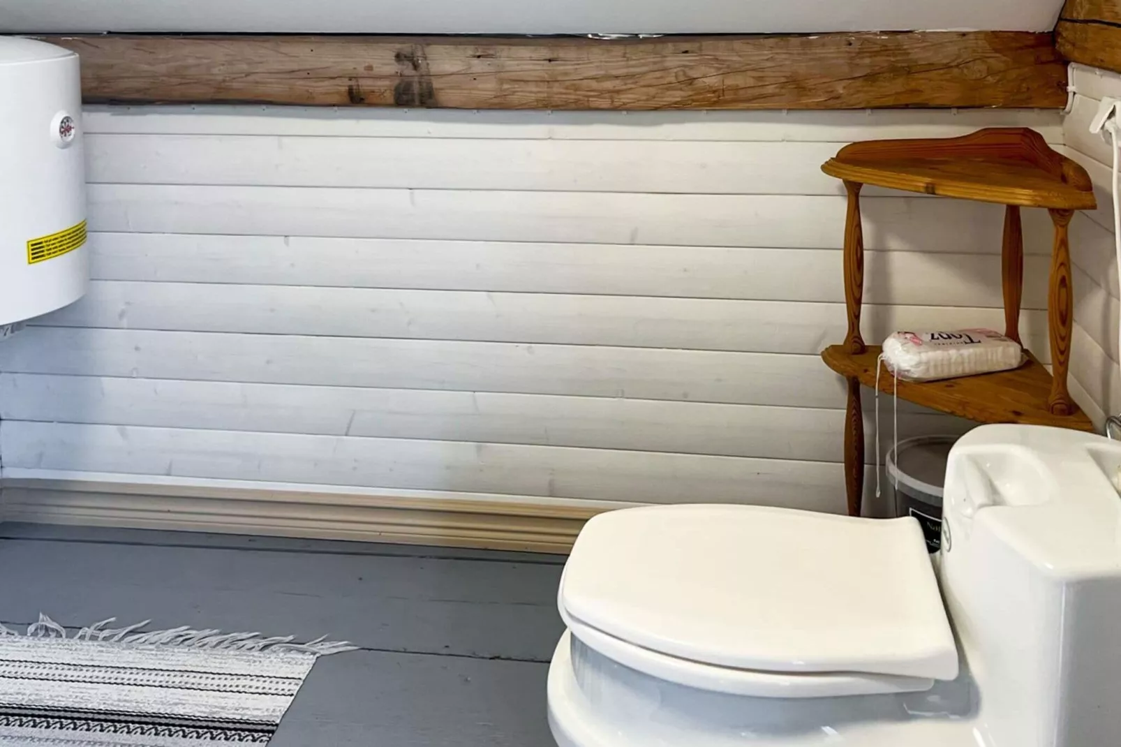 4 person holiday home in HOVMANTORP-Indoor