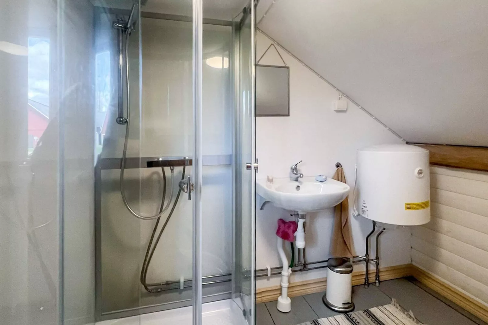 4 person holiday home in HOVMANTORP-Indoor