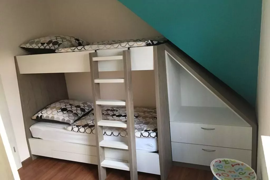226511-Bedroom