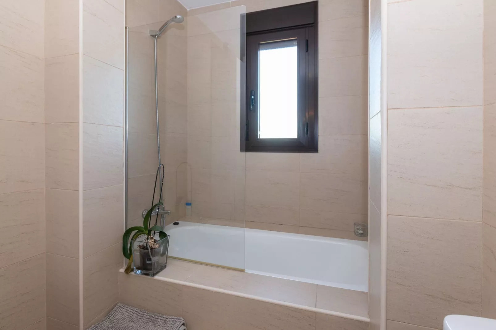 Atico Gran Sol-Bathroom