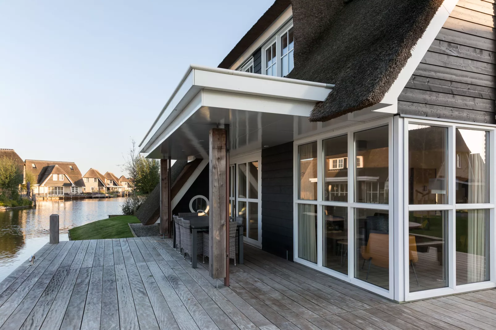 Friese Meren Villa's 14-Terrassenbalkon