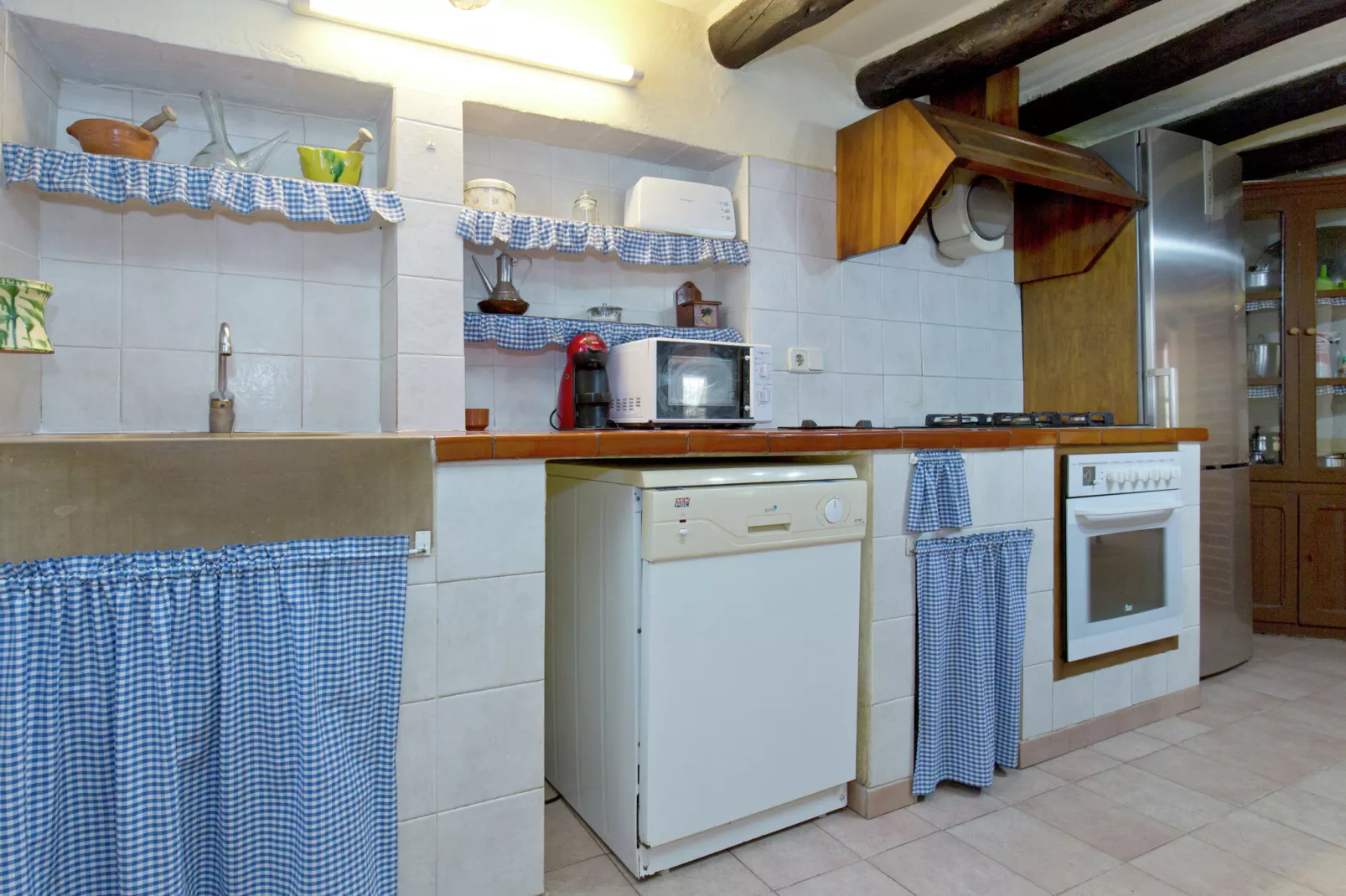 Can Rajoler-Kitchen
