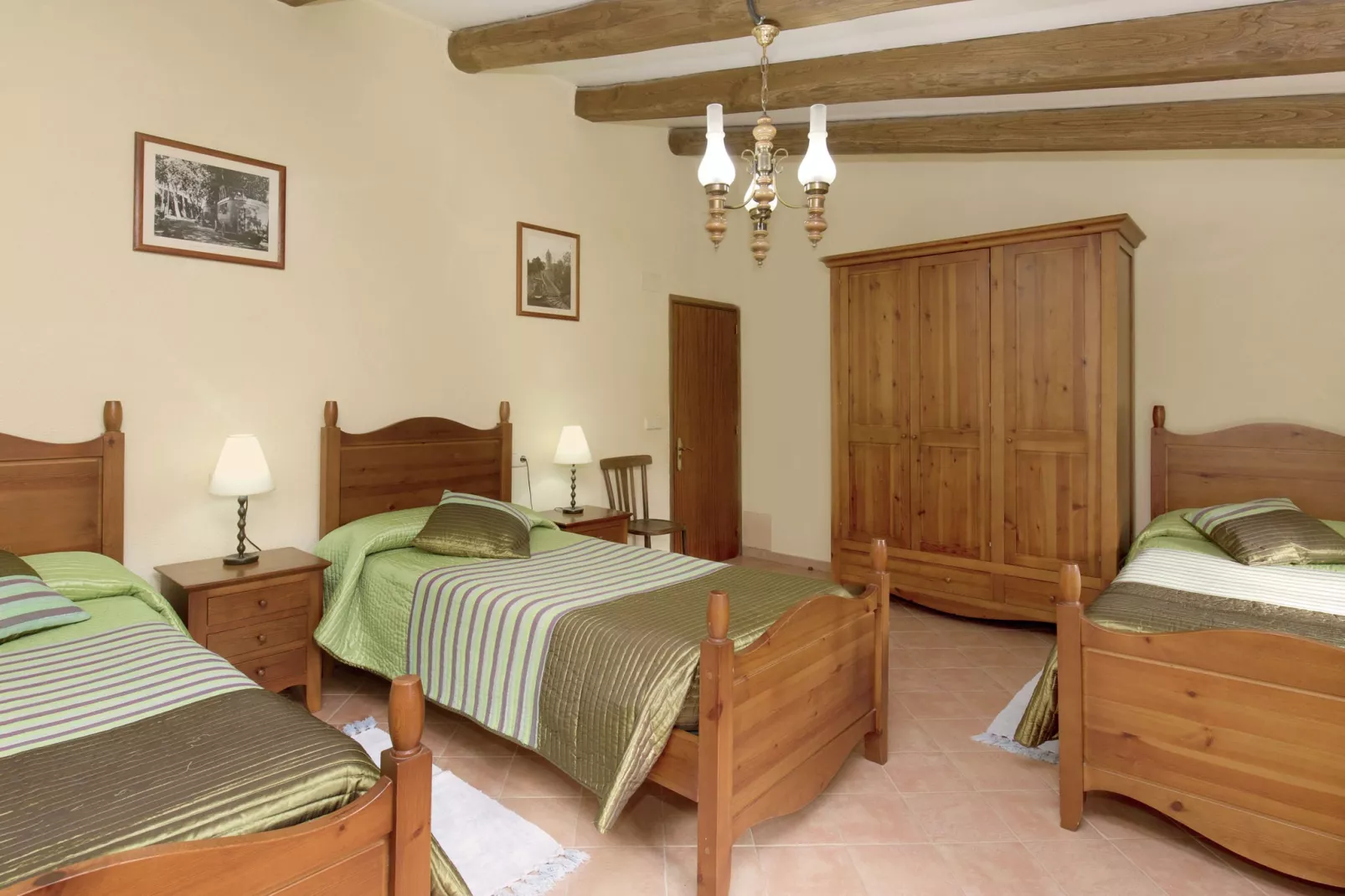 Can Rajoler-Bedroom