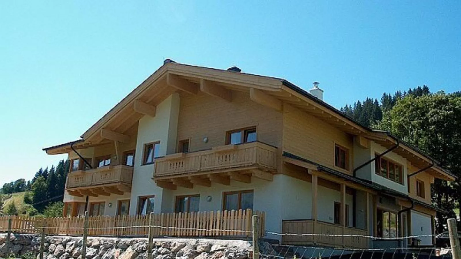Traumlage Ski in - Ski out-Exterior summer