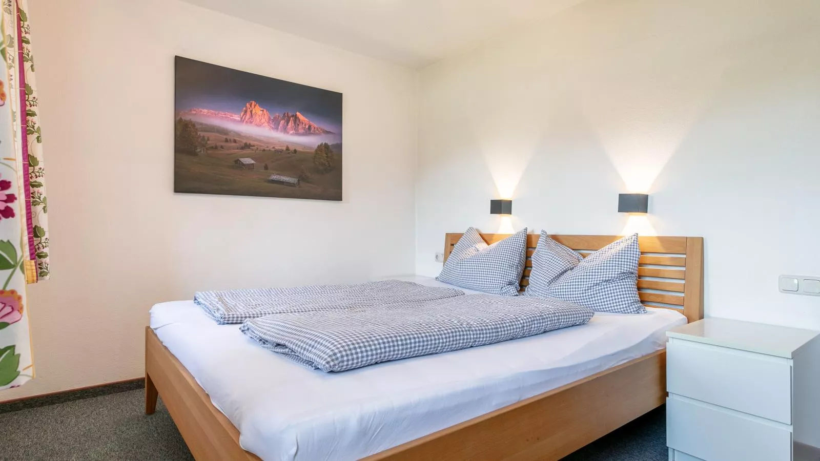 Seppen Top 2-Bedroom