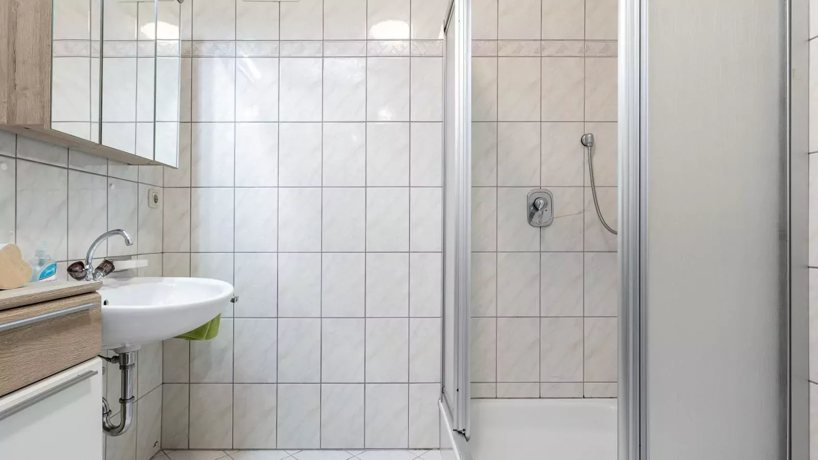 Seppen Top 2-Bathroom