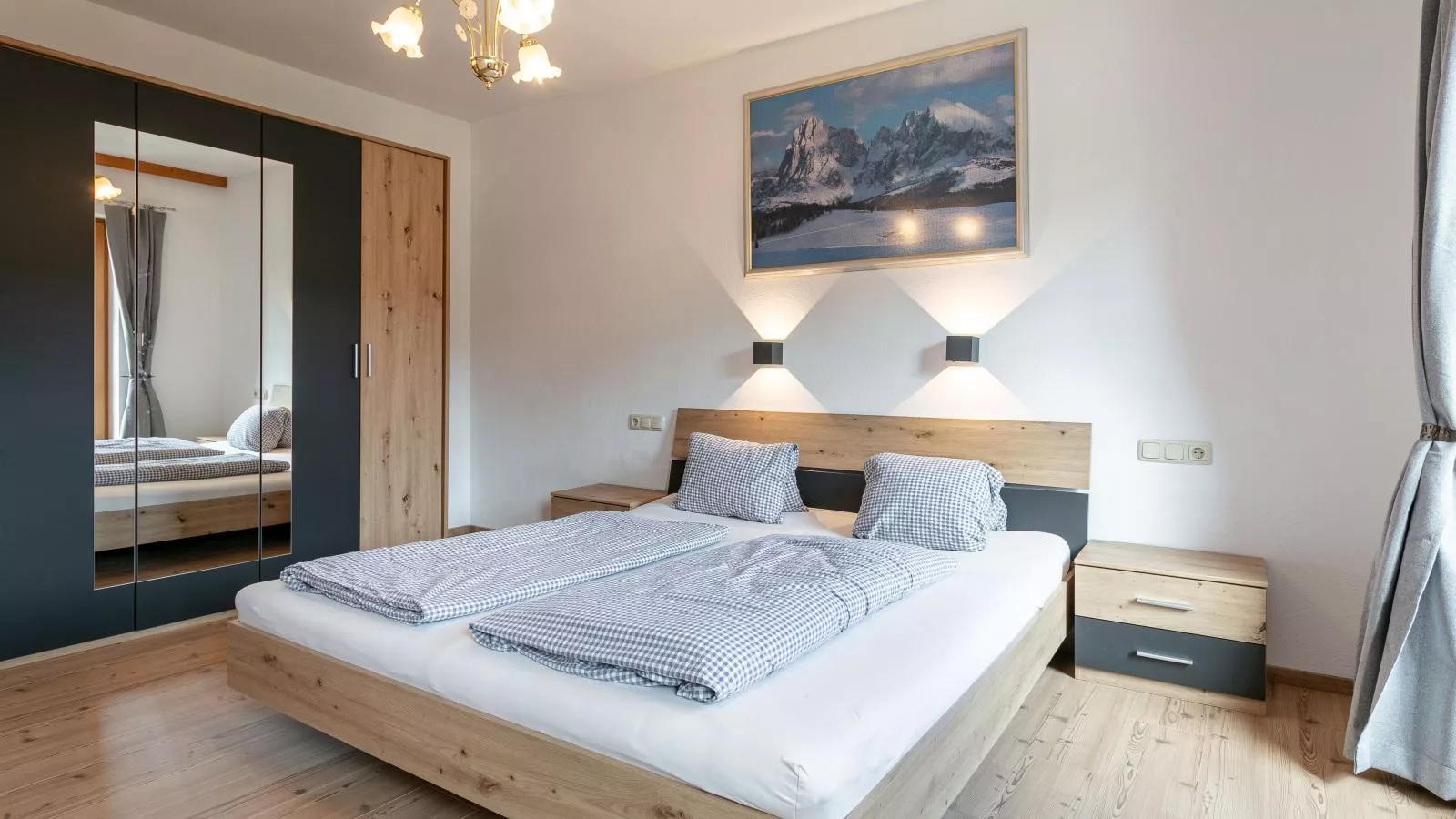 Seppen Top 3-Bedroom