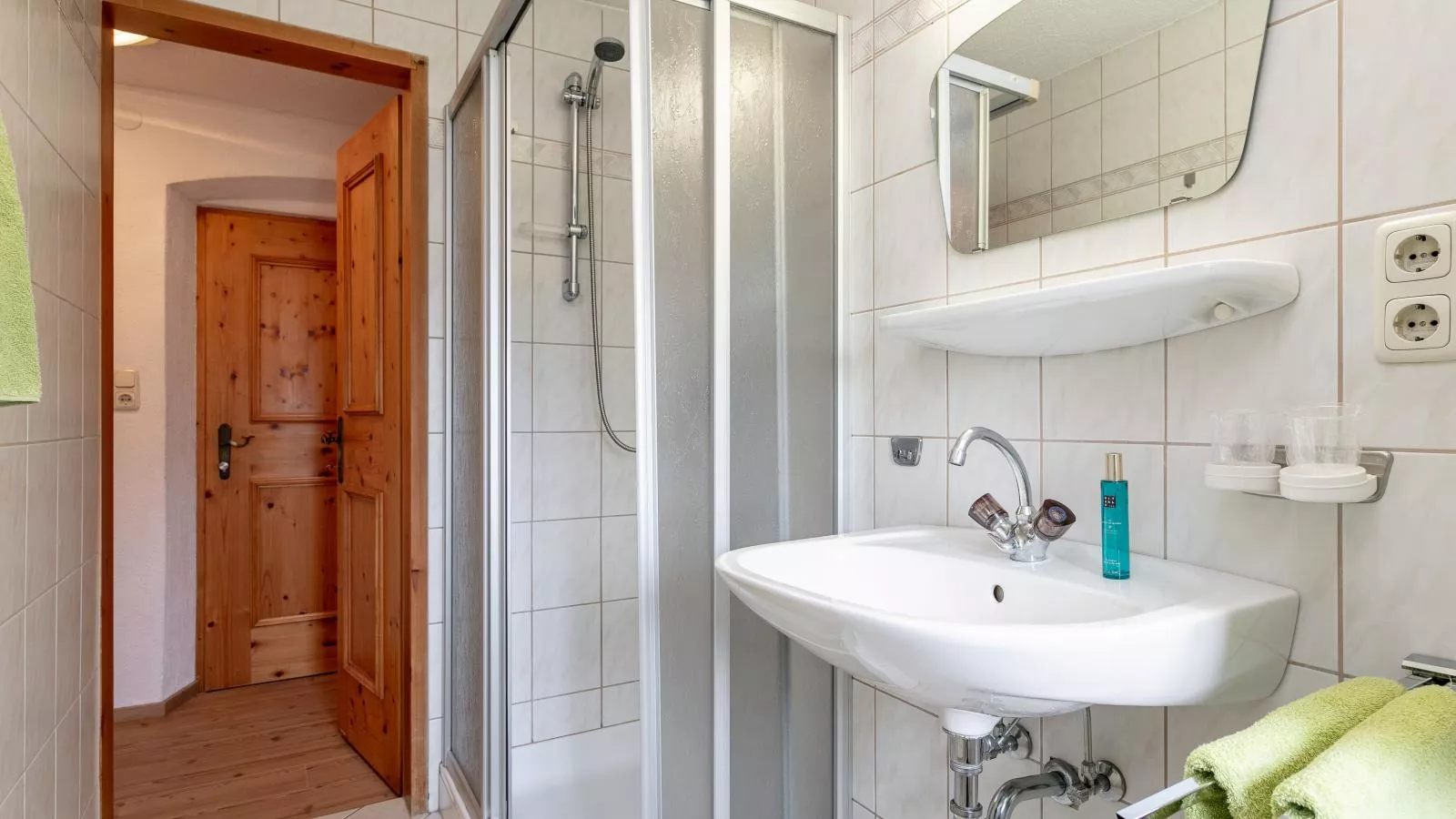 Seppen Top 3-Bathroom