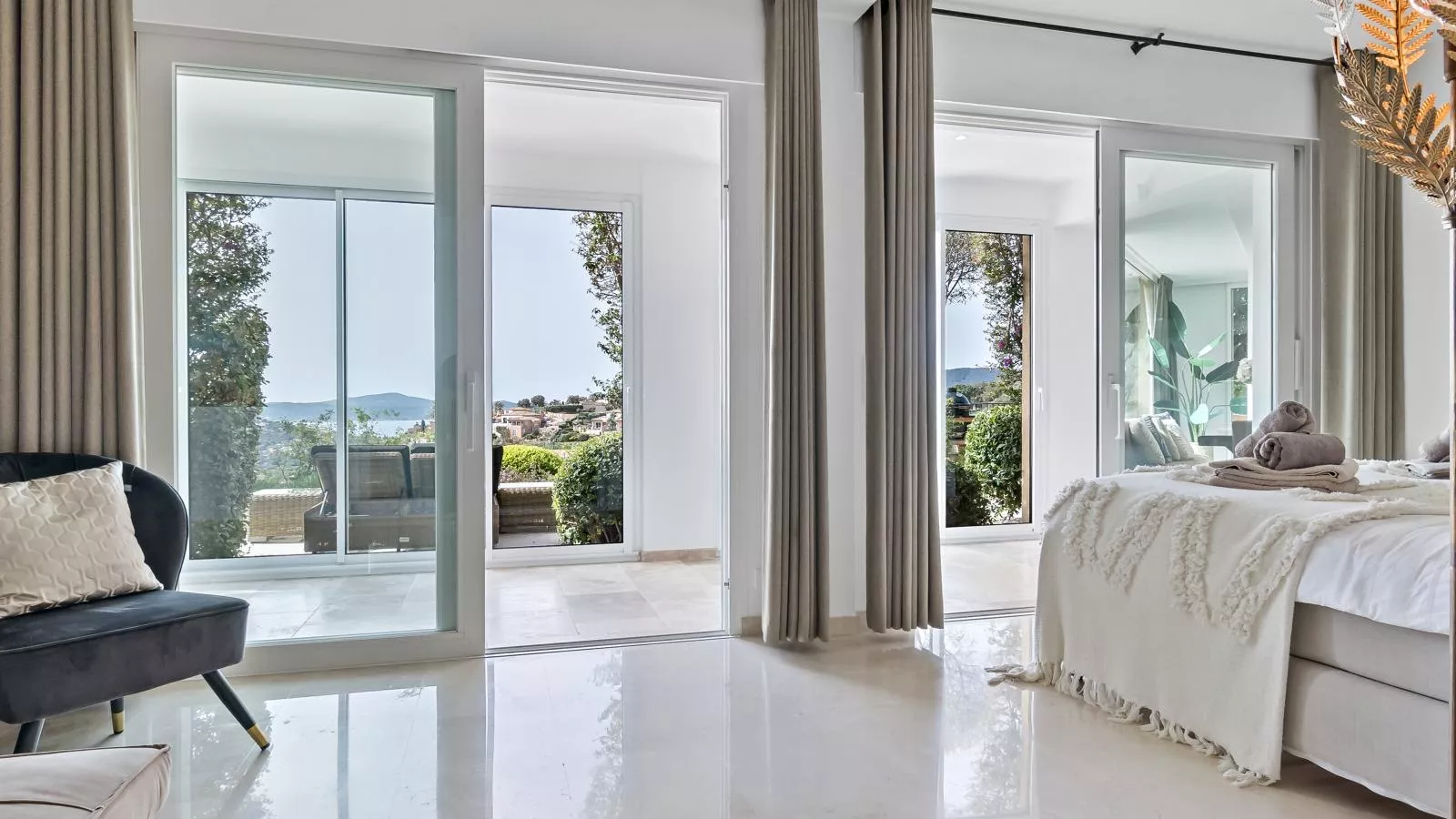 Golf dOr C6-Bedroom