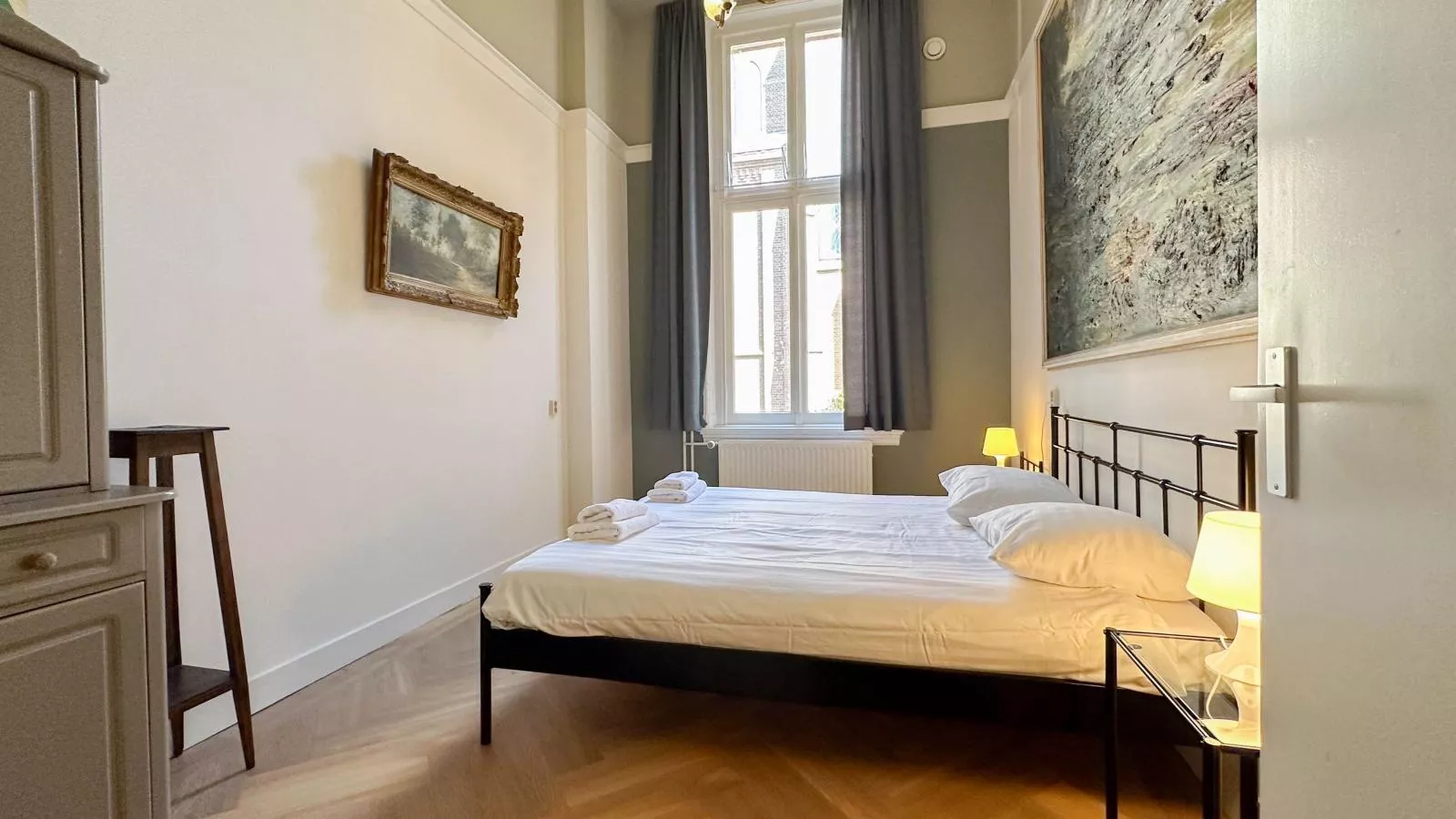 Weeshuis Groot-Schlafzimmer