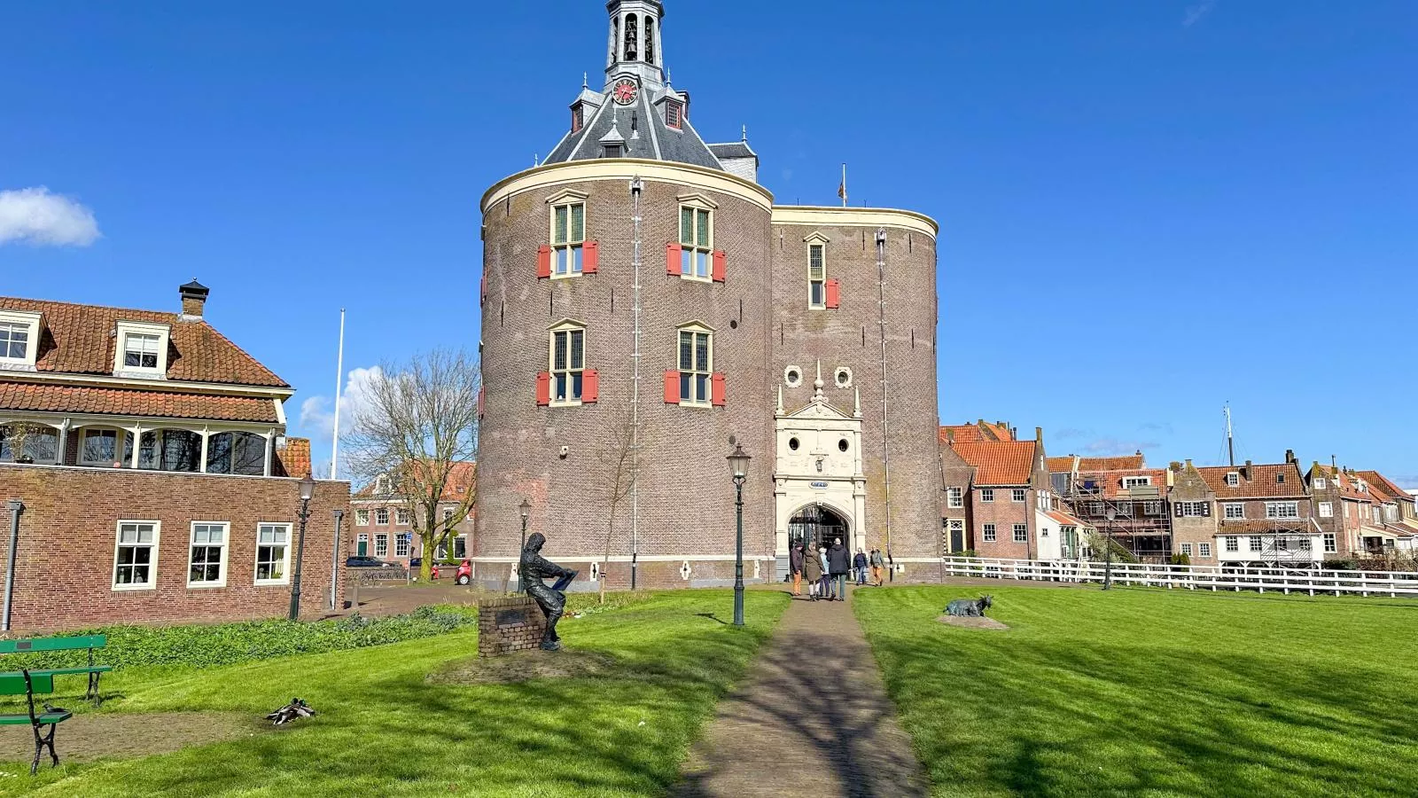 Weeshuis Groot-Gebiete Sommer 1 km