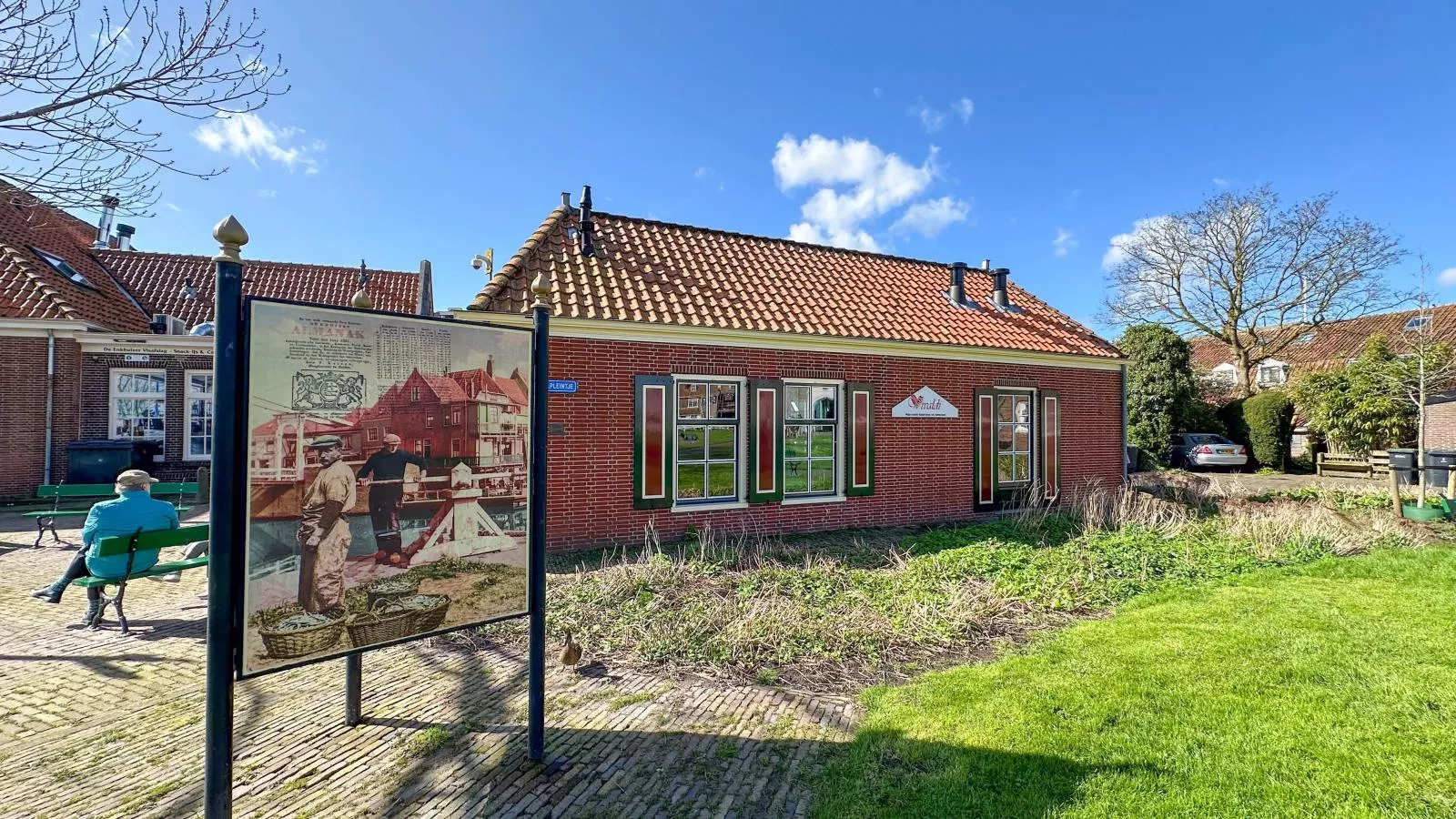 Weeshuis Groot-Gebiete Sommer 1 km
