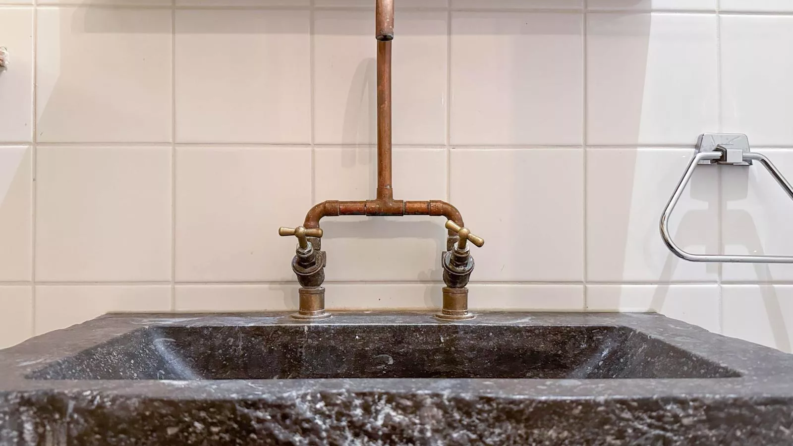 Weeshuis klein-Bathroom