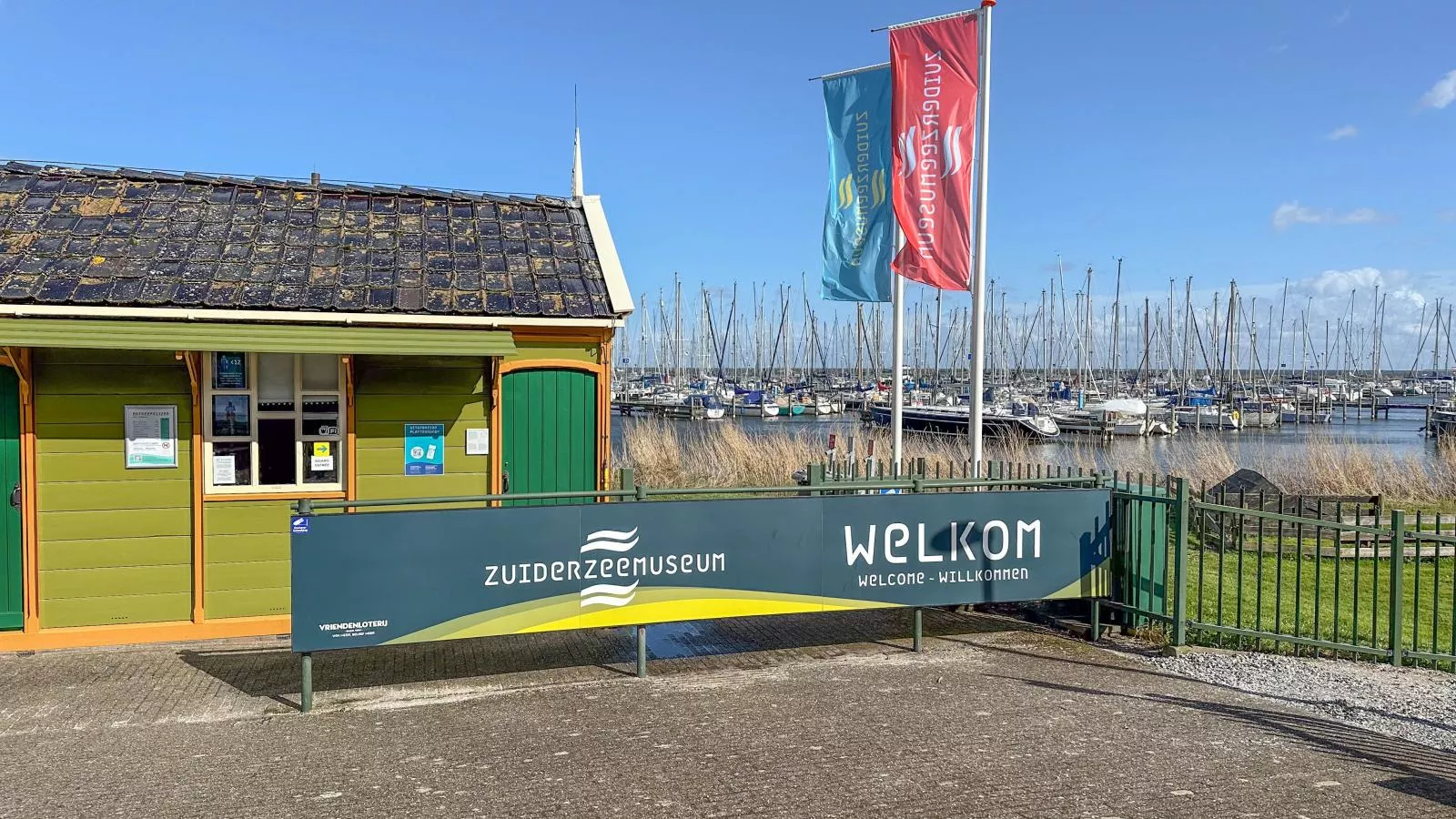 Weeshuis klein-Areas summer 1km