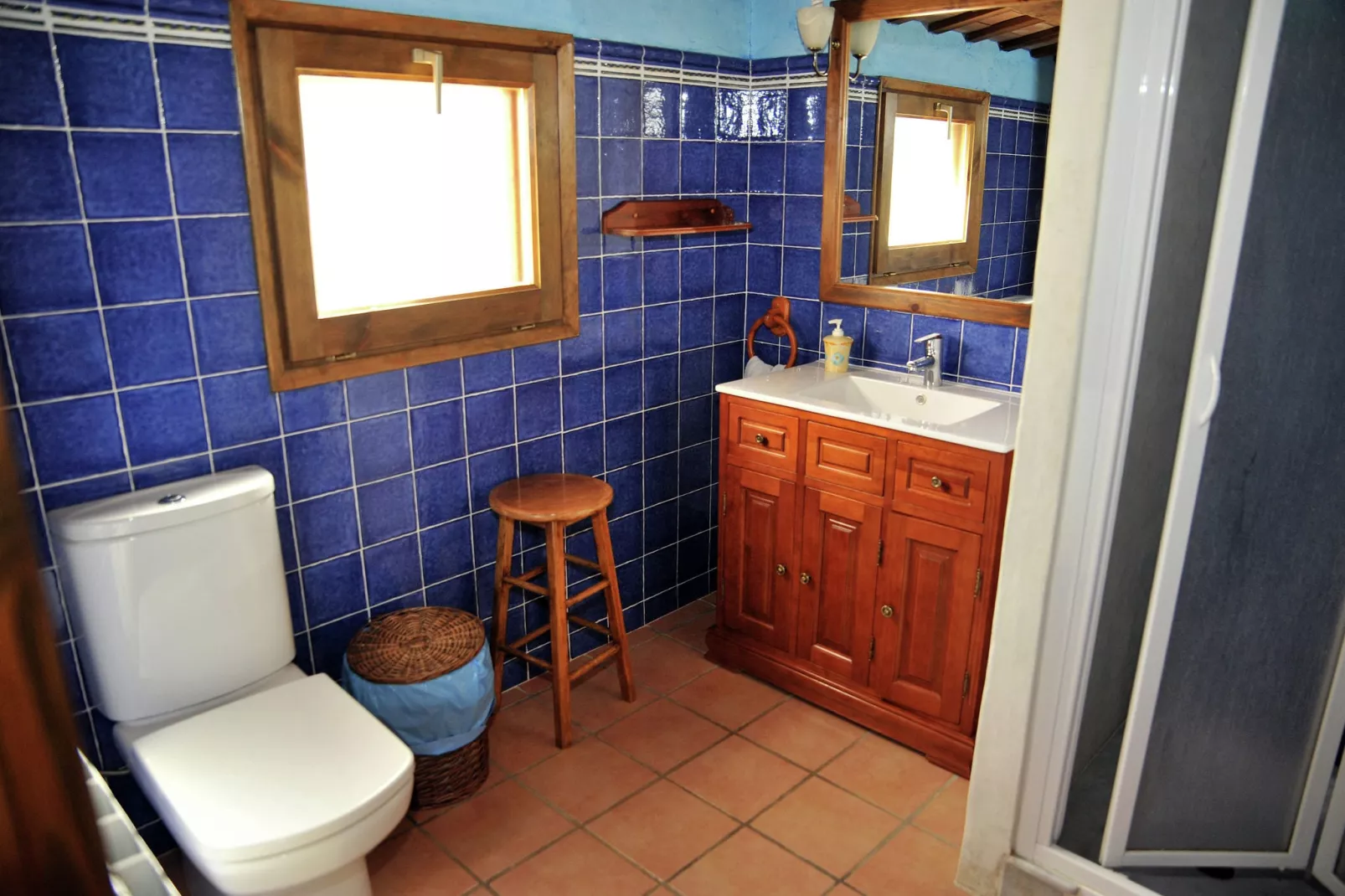 Can Rajoler-Bathroom