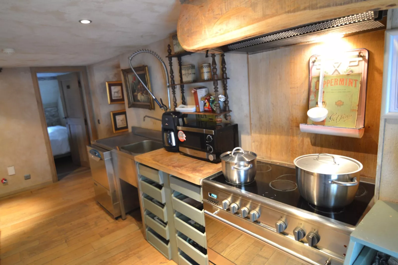 Le Vieux Moulin 16-Kitchen